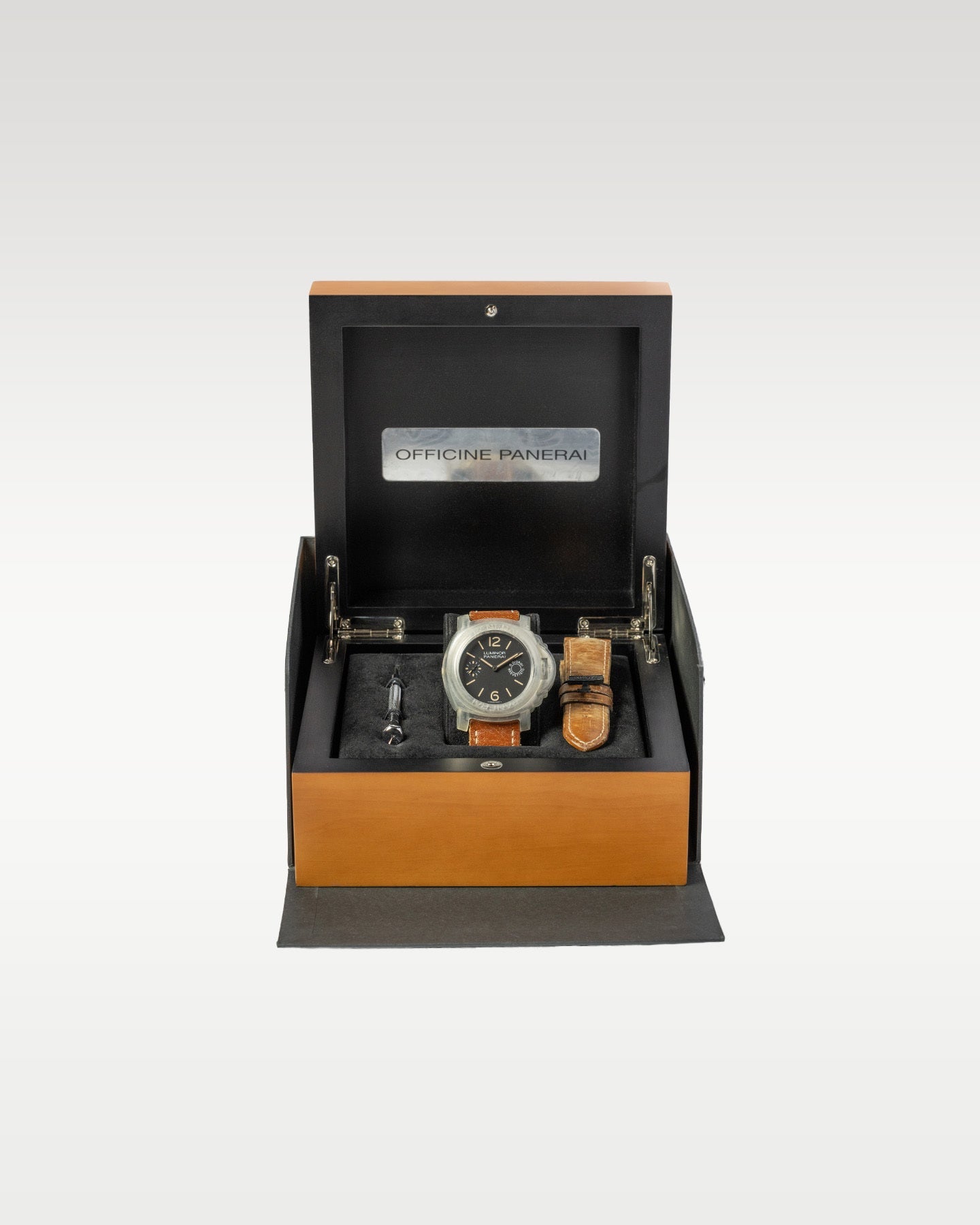 Panerai Luminor Marina 8 Days PAM00590