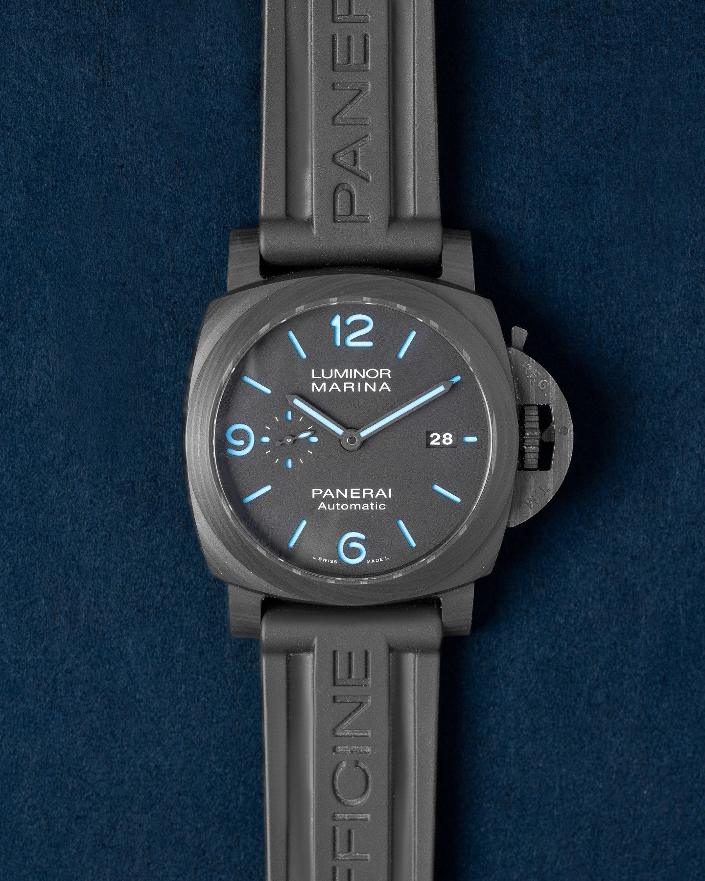 Panerai Luminor Marina Carbotech PAM01661