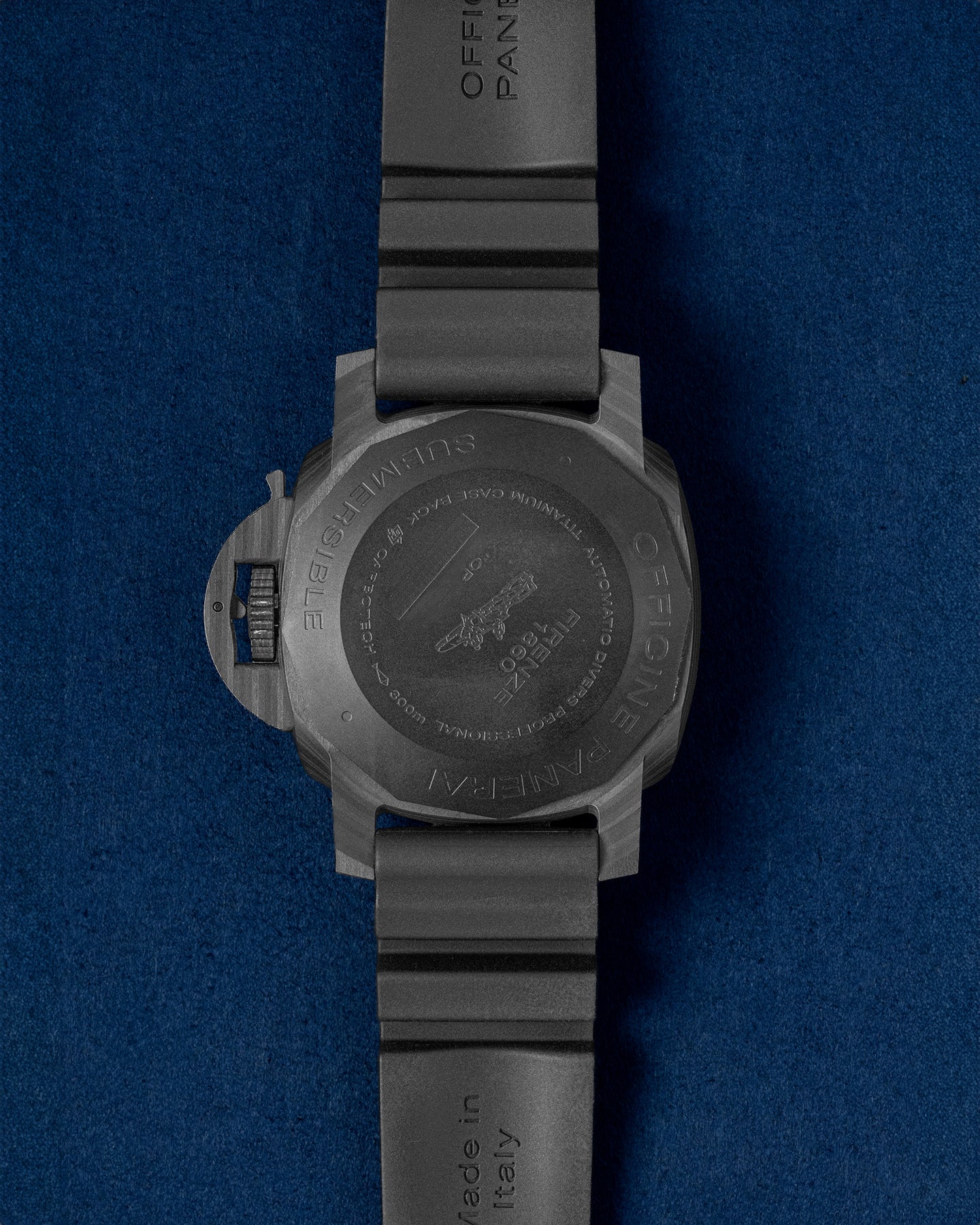 Panerai Submersible Carbotech PAM00960