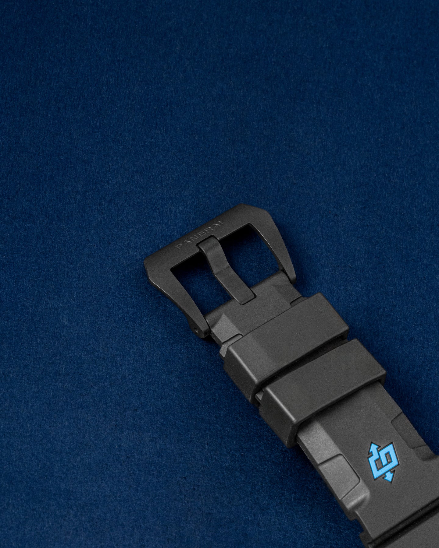 Panerai Submersible Carbotech PAM00960