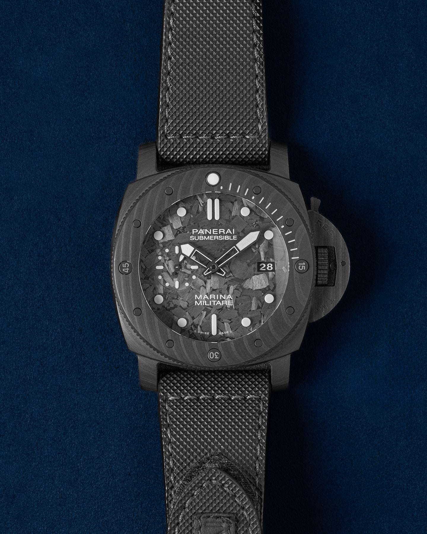 Panerai Submersible Marina Militare Carbotech PAM00979