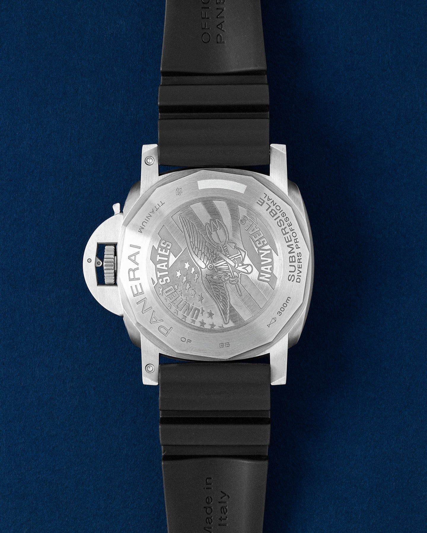 Panerai Submersible PAM01669