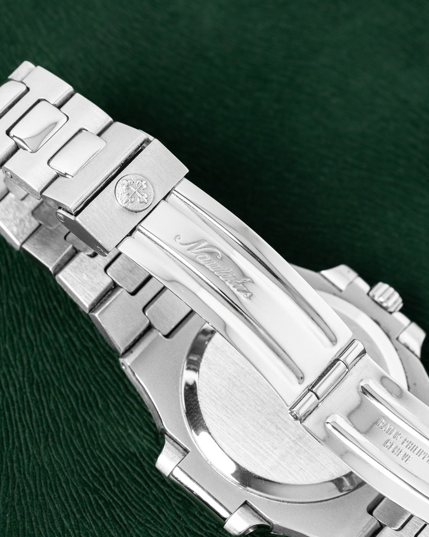 37mm Stainless Steel Patek Philippe Nautilus 3800/1A Blue Gilded Dial Watch