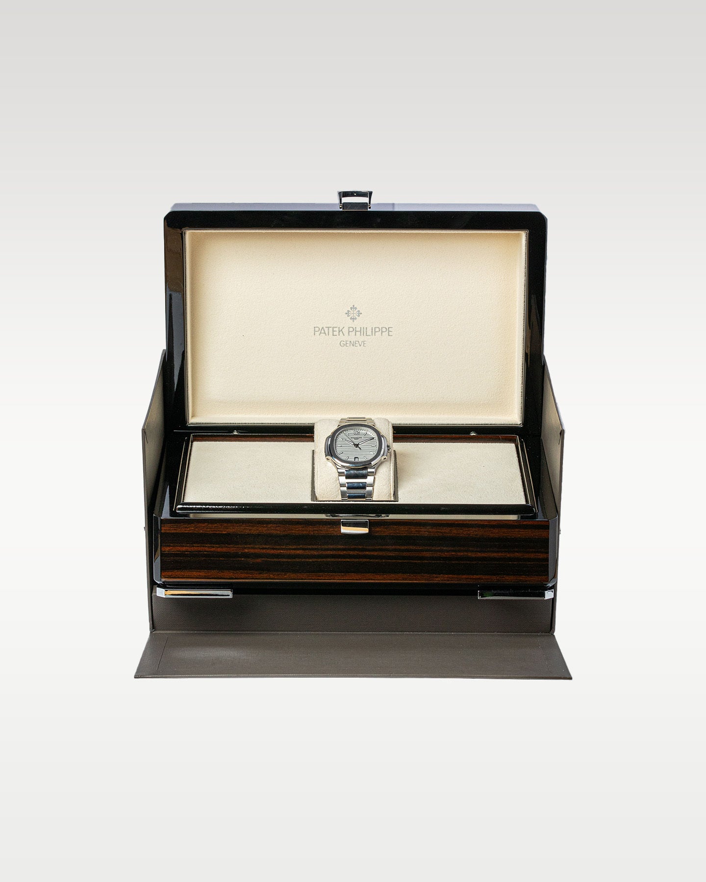 35mm Stainless Steel Patek Philippe Nautilus 7118 1A-010 Watch