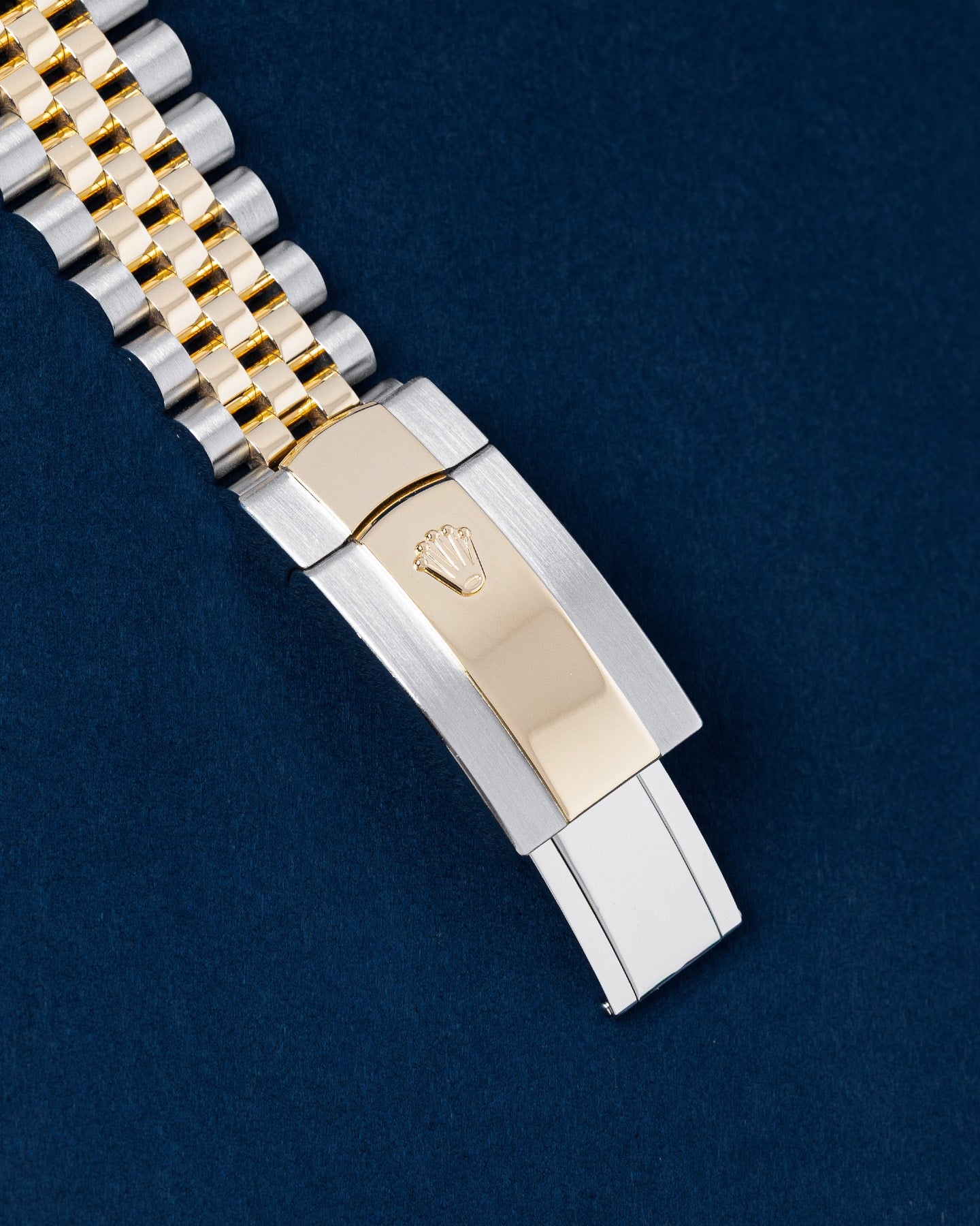 Black Index Rolex Datejust 41 126333 | Grand Caliber Watches