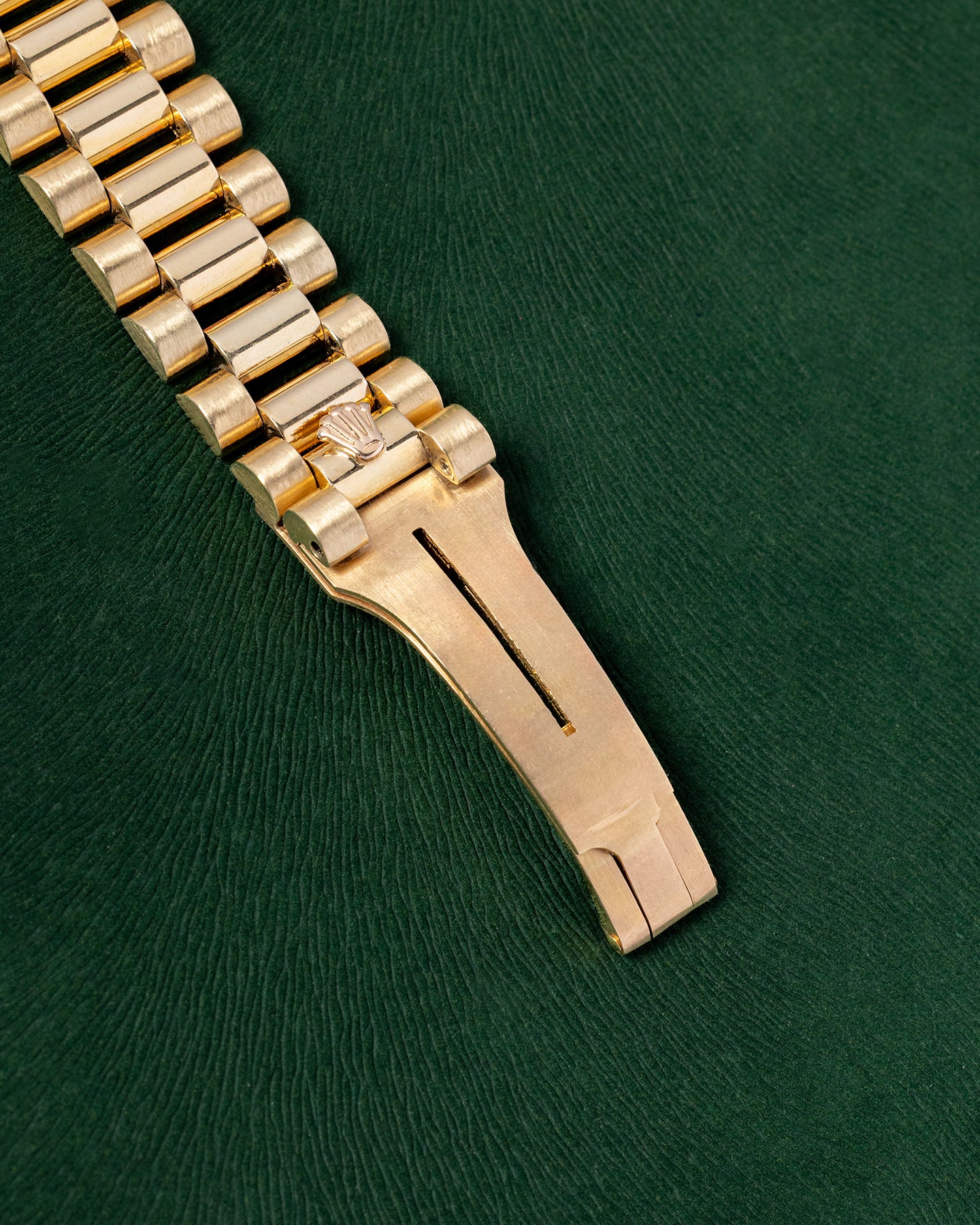 Day Date 18238 Yellow Gold President Rolex Watch | Grand Caliber Texas