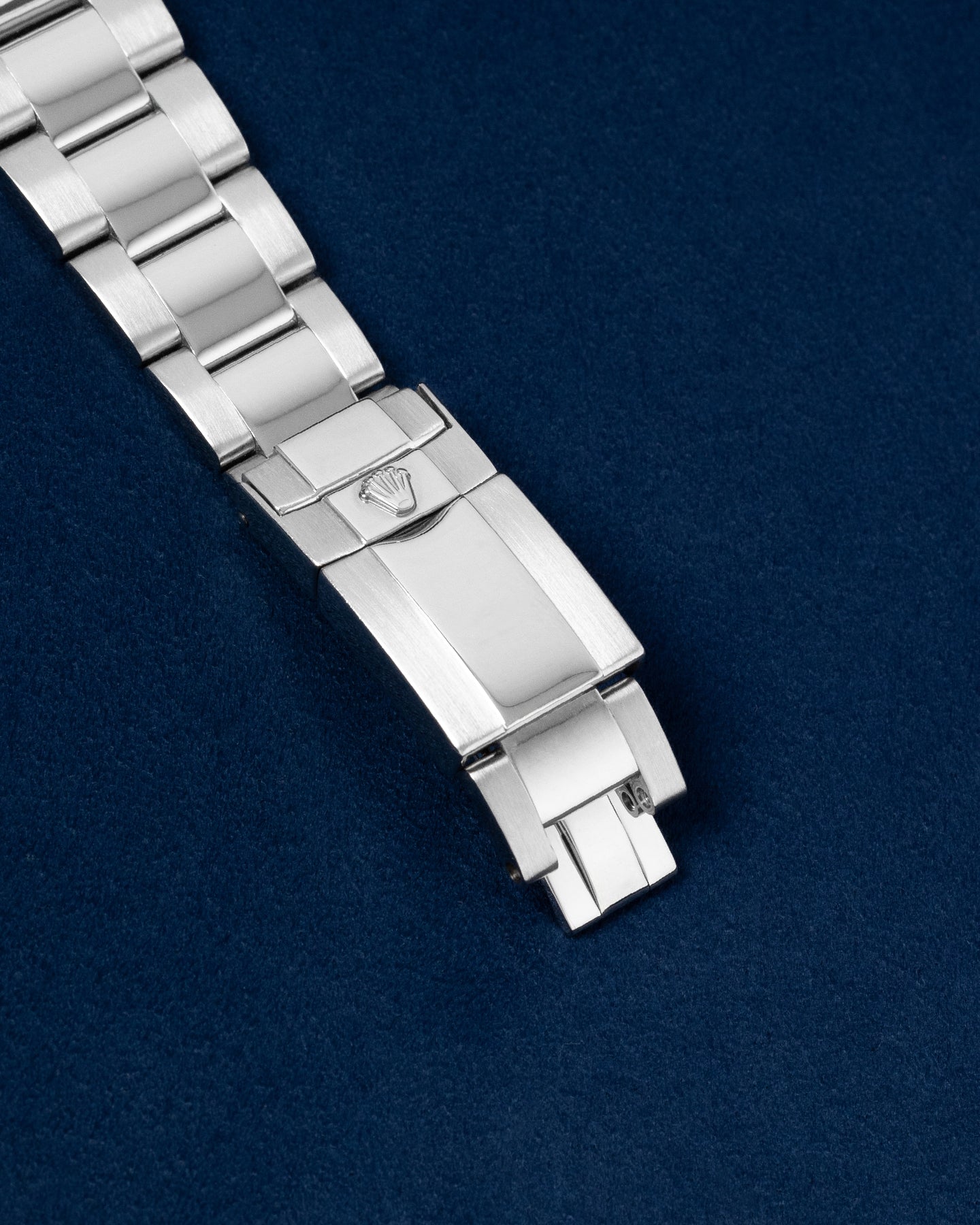 Rolex Daytona 116509 Aftermarket Rainbow White Gold Watch | Grand Caliber Dallas