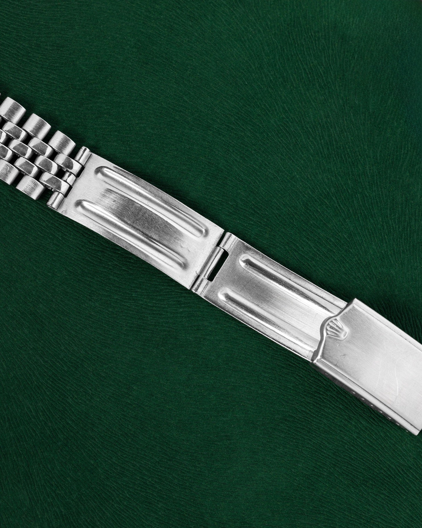 Fuchsia Rolex GMT-Master 1675 | Grand Caliber Dallas, Texas