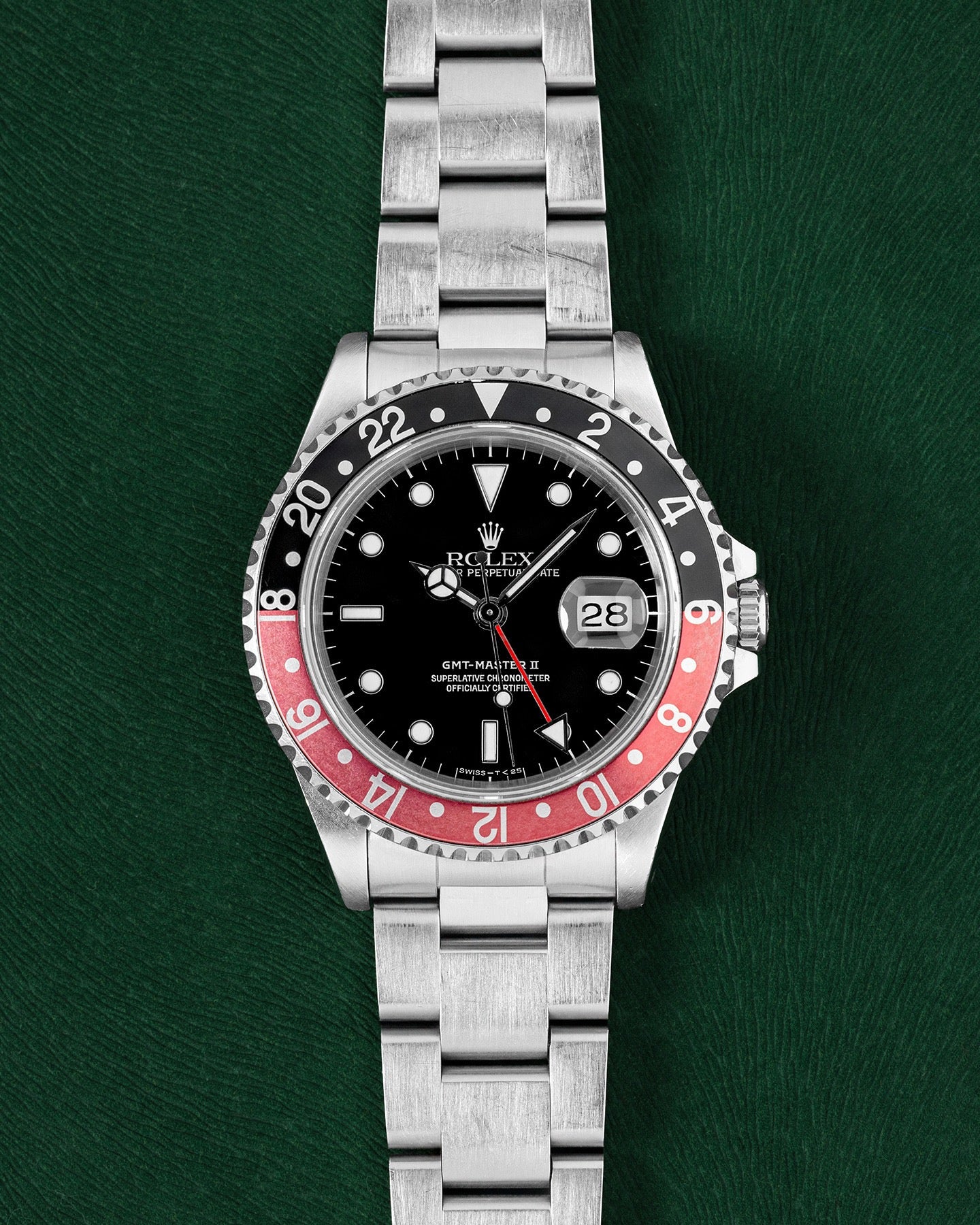 Rolex GMT-Master II 'Coke' 16710 1992 | Vintage Rolex – Grand Caliber Rolex GMT-Master II 'Coke' 16710 1992 | Vintage Rolex – Grand Caliber