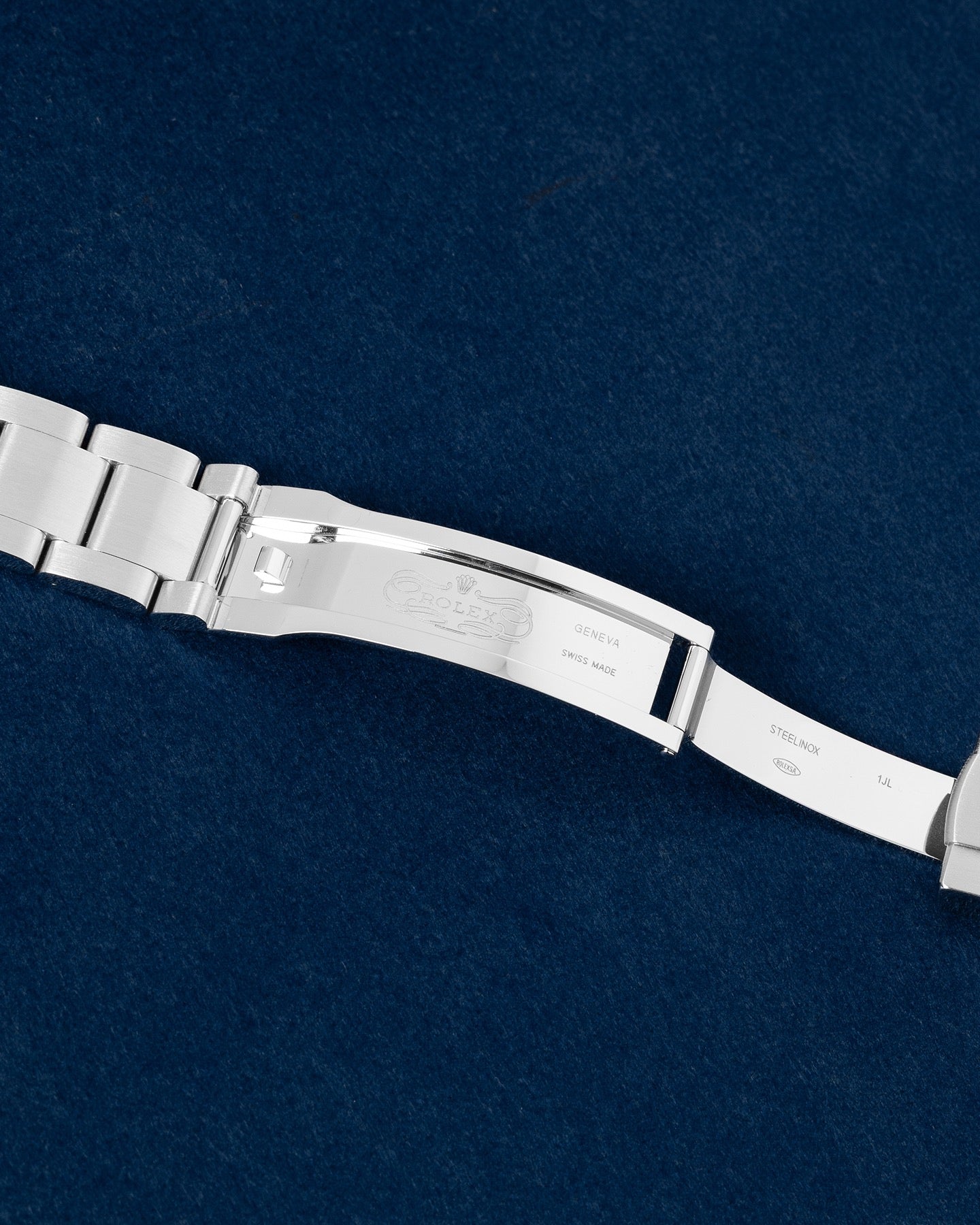 Rolex Oyster Perpetual 124300