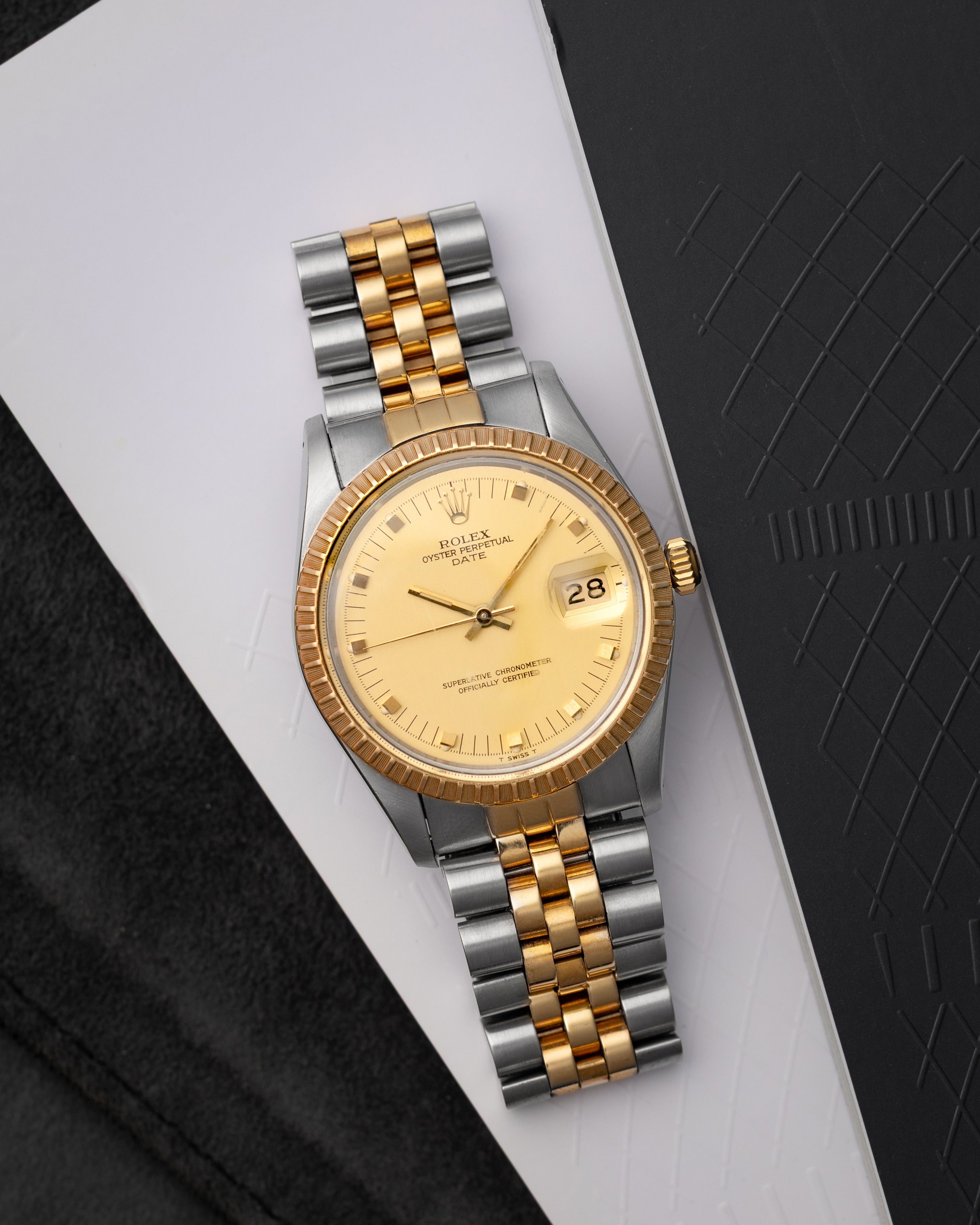 Rolex Oyster Perpetual Date 15053