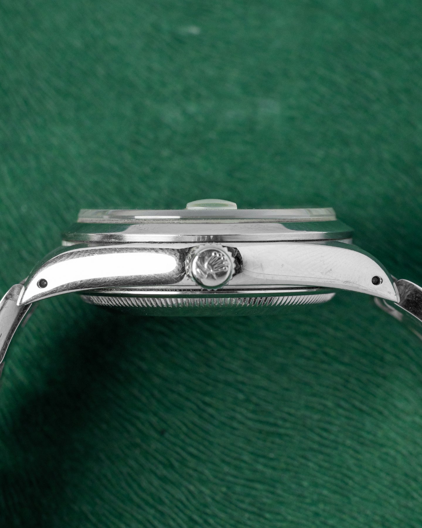 Stainless Steel 34mm White Dial Rolex Oyster Perpetual Date 15200 Watch