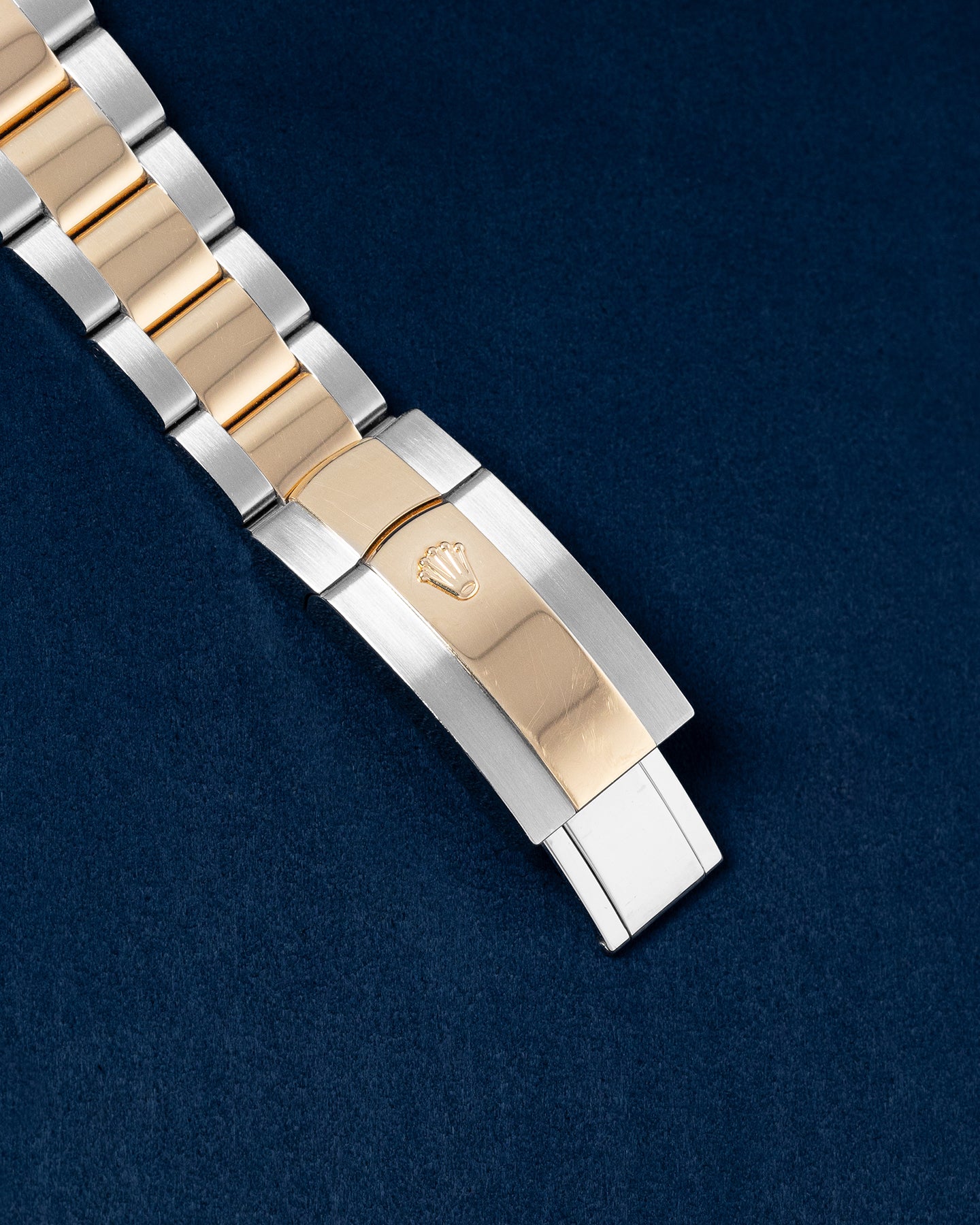 Yellow Rolesor Rolex Sky Dweller 326933 Champagne Dial Watch | Grand Caliber Dallas