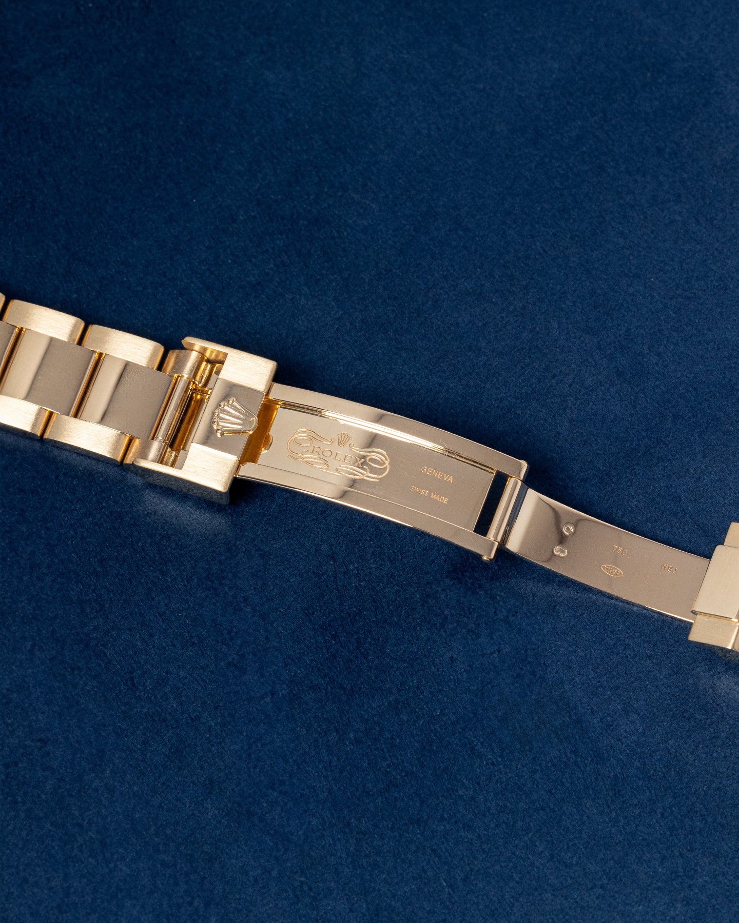 Yellow Gold 2017 Rolex Submariner 116618LN Watch | Grand Caliber Dallas