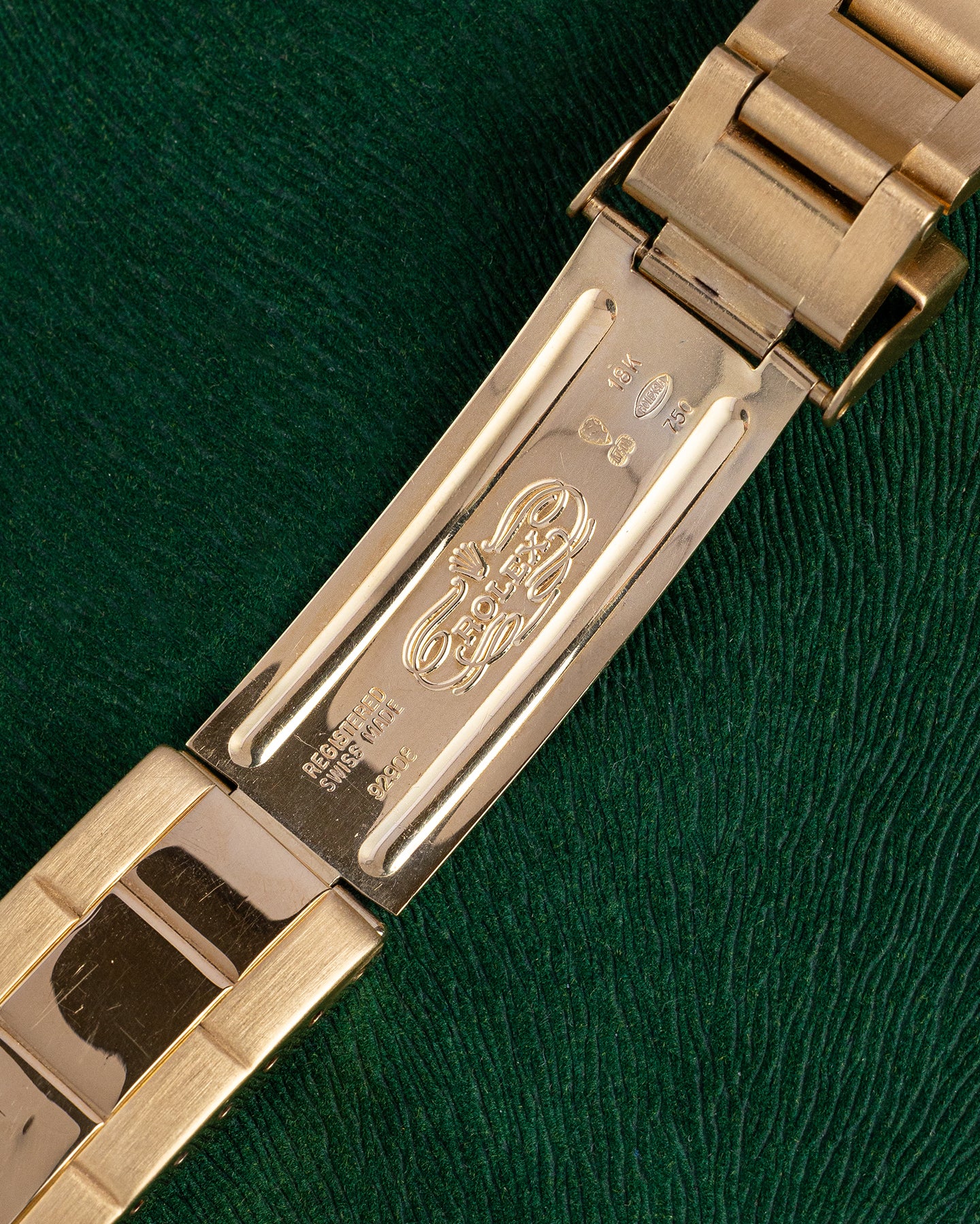 Rolex Submariner Date 16808