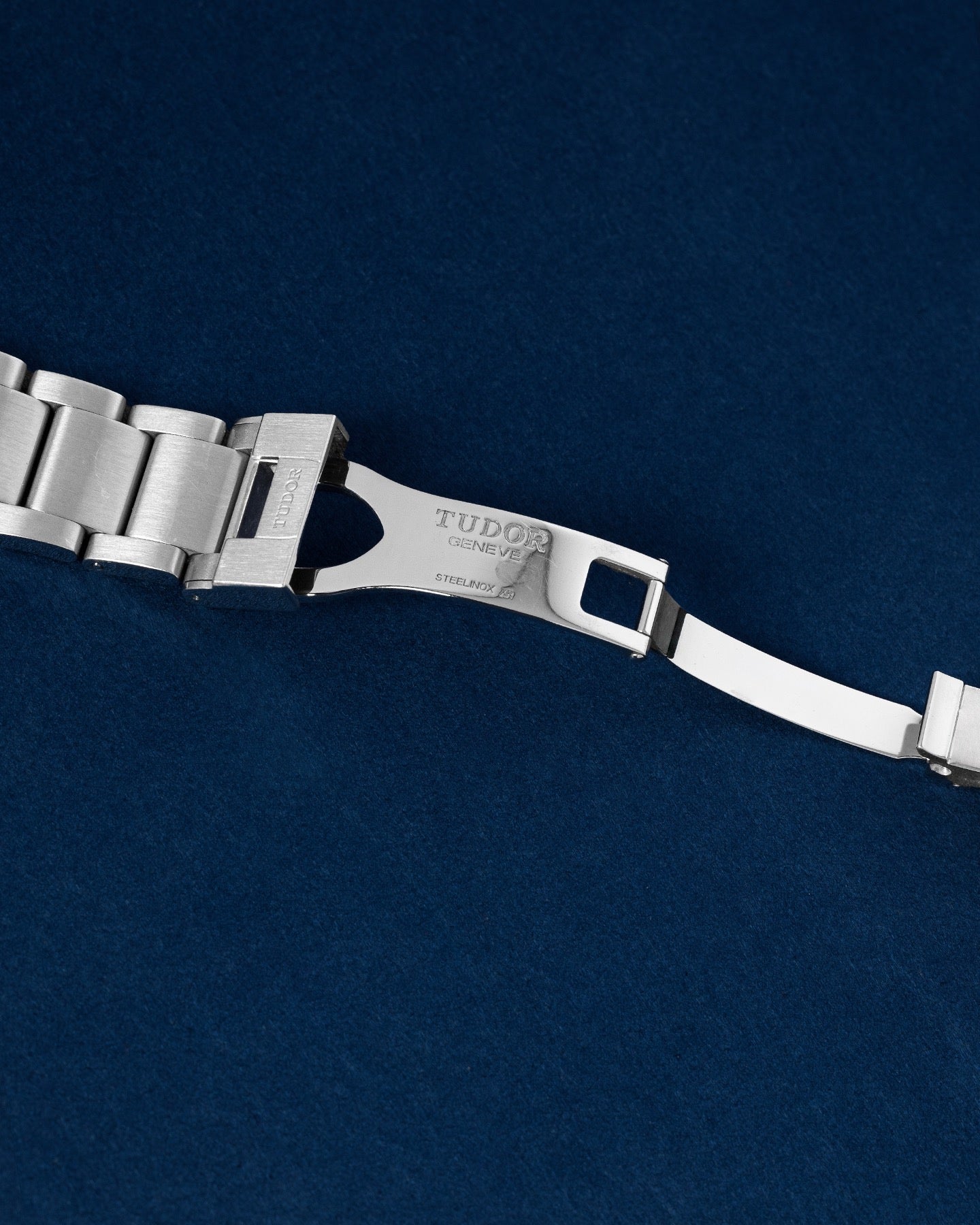 Tudor Black Bay 79230B