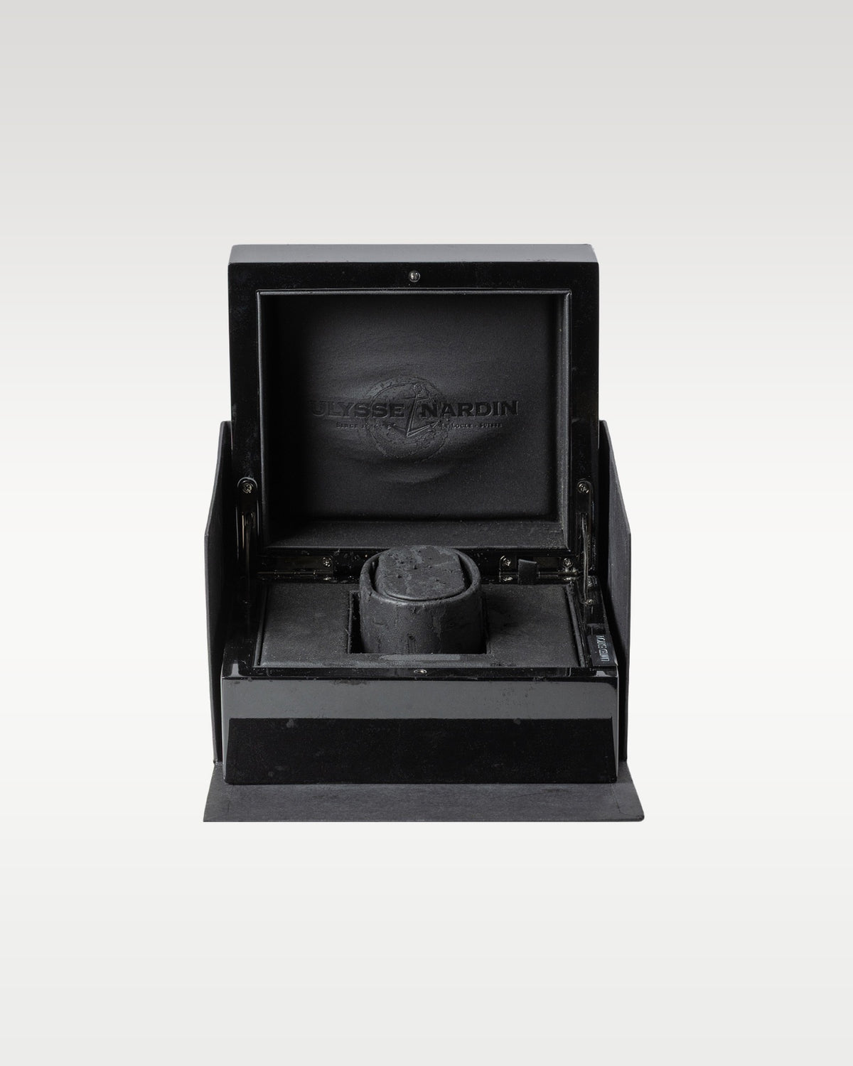 Ulysse Nardin Black Sea 263-38LE