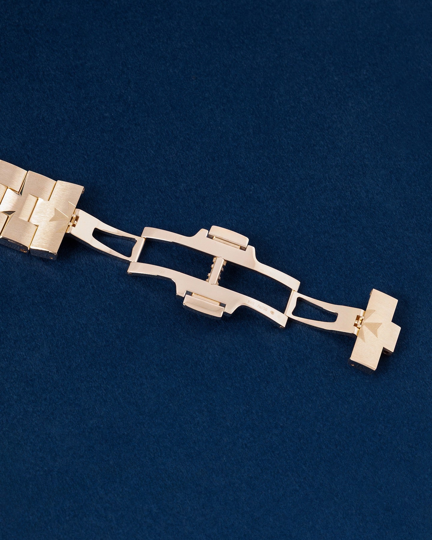 Vacheron Constantin Overseas 4500V/110R-B705