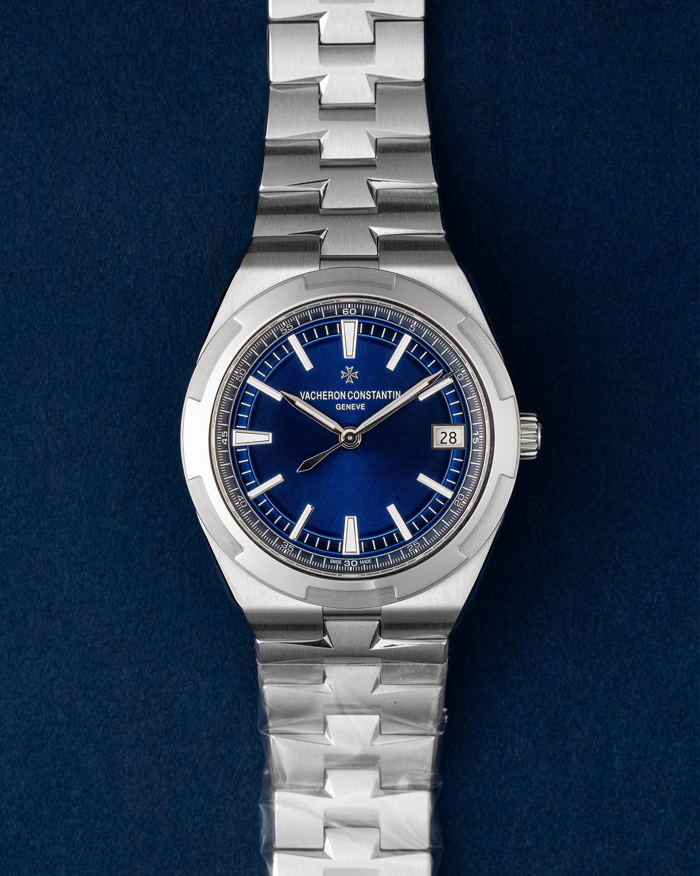 Blue Sunray Dial 41mm Steel Vacheron Constantin Overseas 4500V Watch