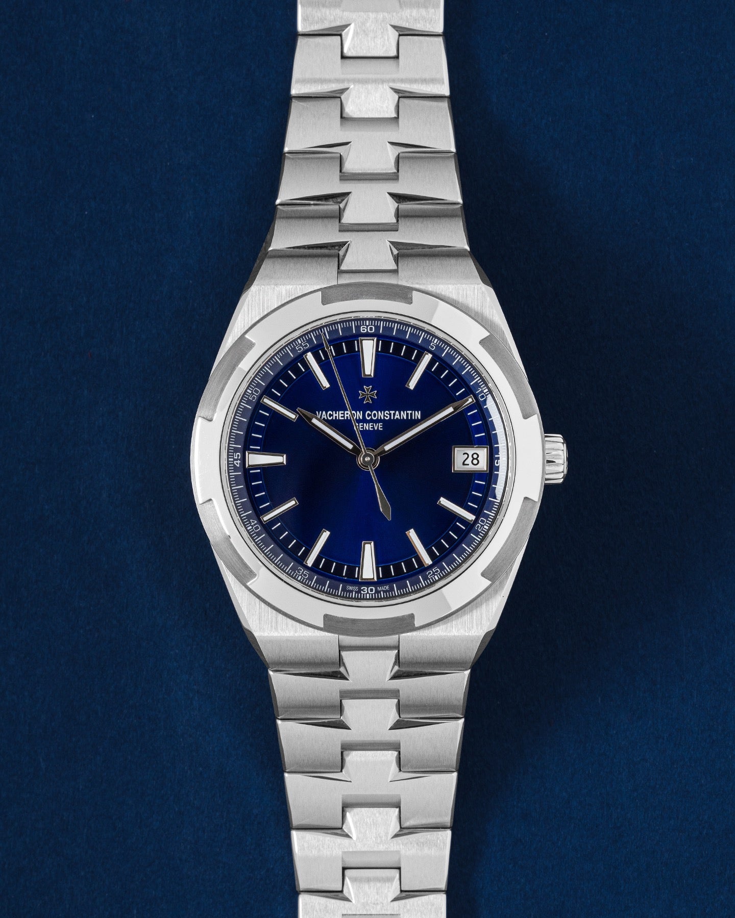 Vacheron Constantin Overseas 4520V
