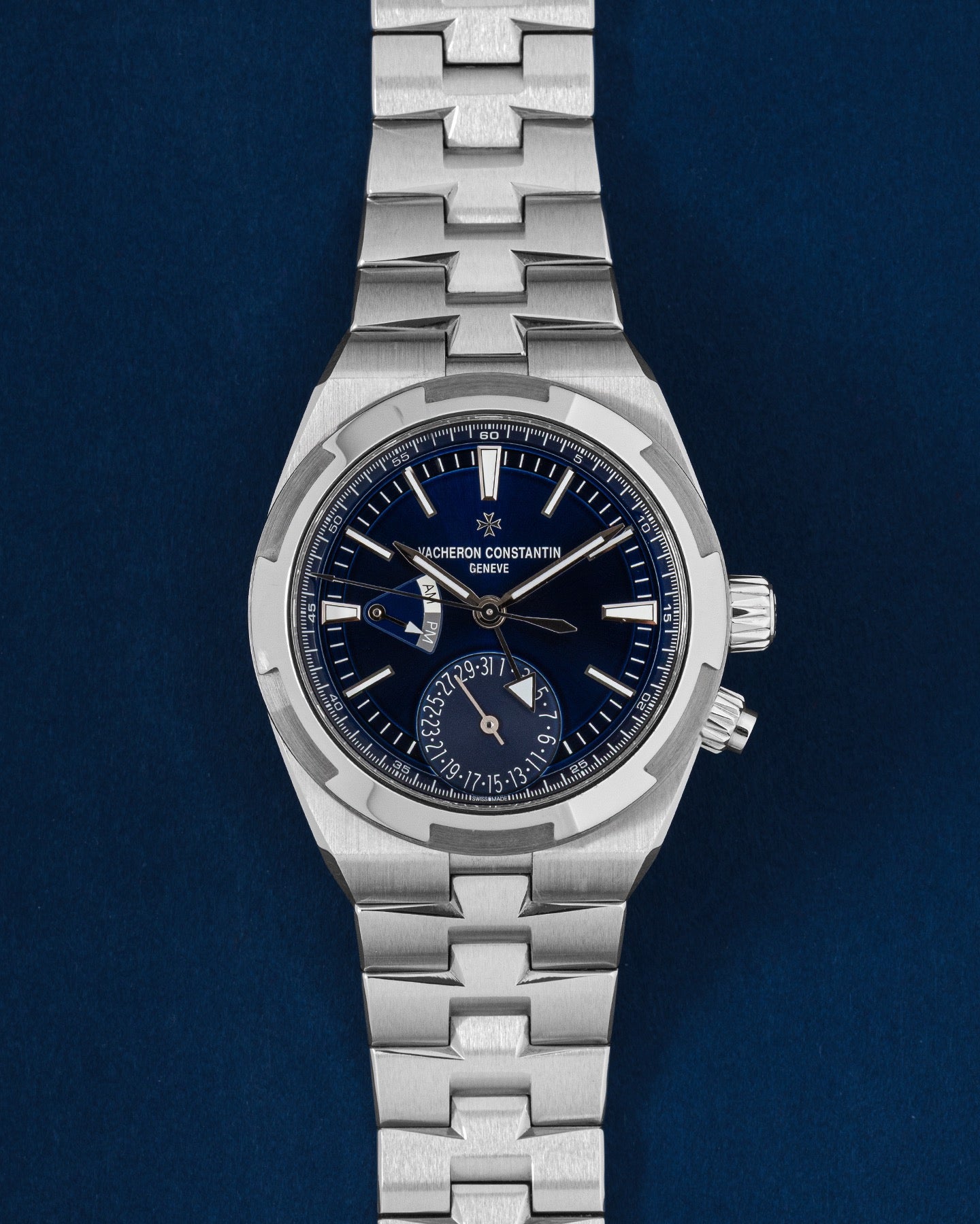 Vacheron Constantin, Overseas Dual Time, 7900V/110A-B334 | Grand Caliber