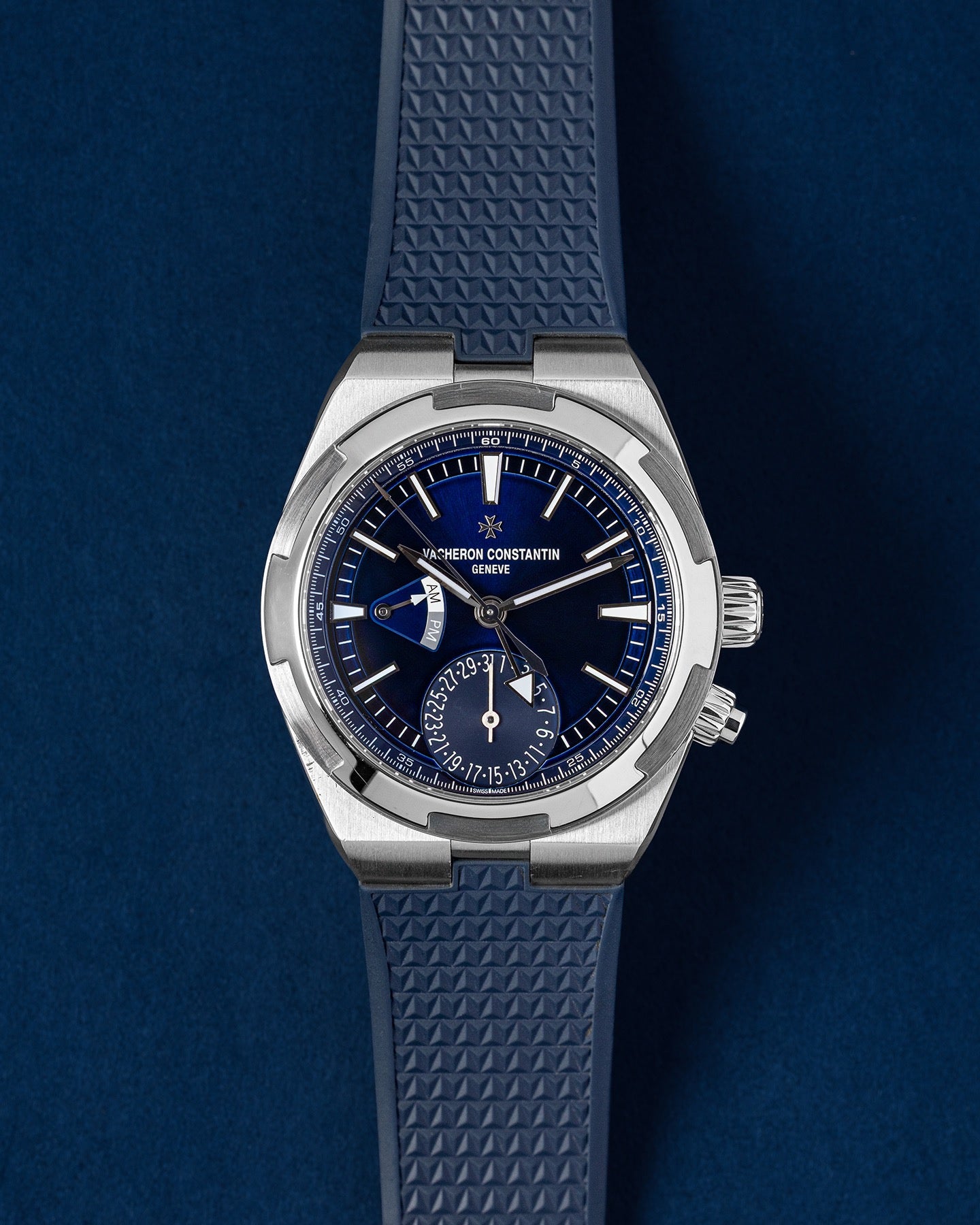 Vacheron Constantin Overseas Dual Time 7900V/110A-B334