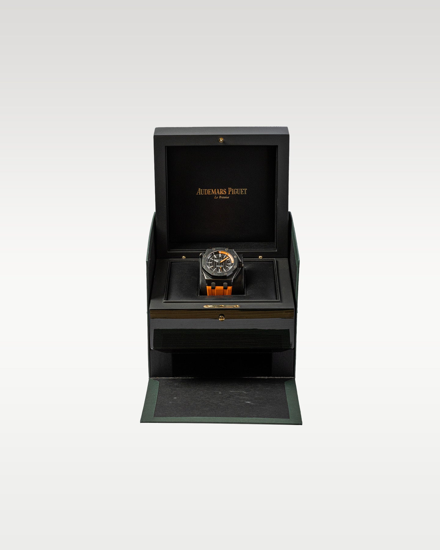 Audemars Piguet Offshore 15707CE.OO.A002CA.01