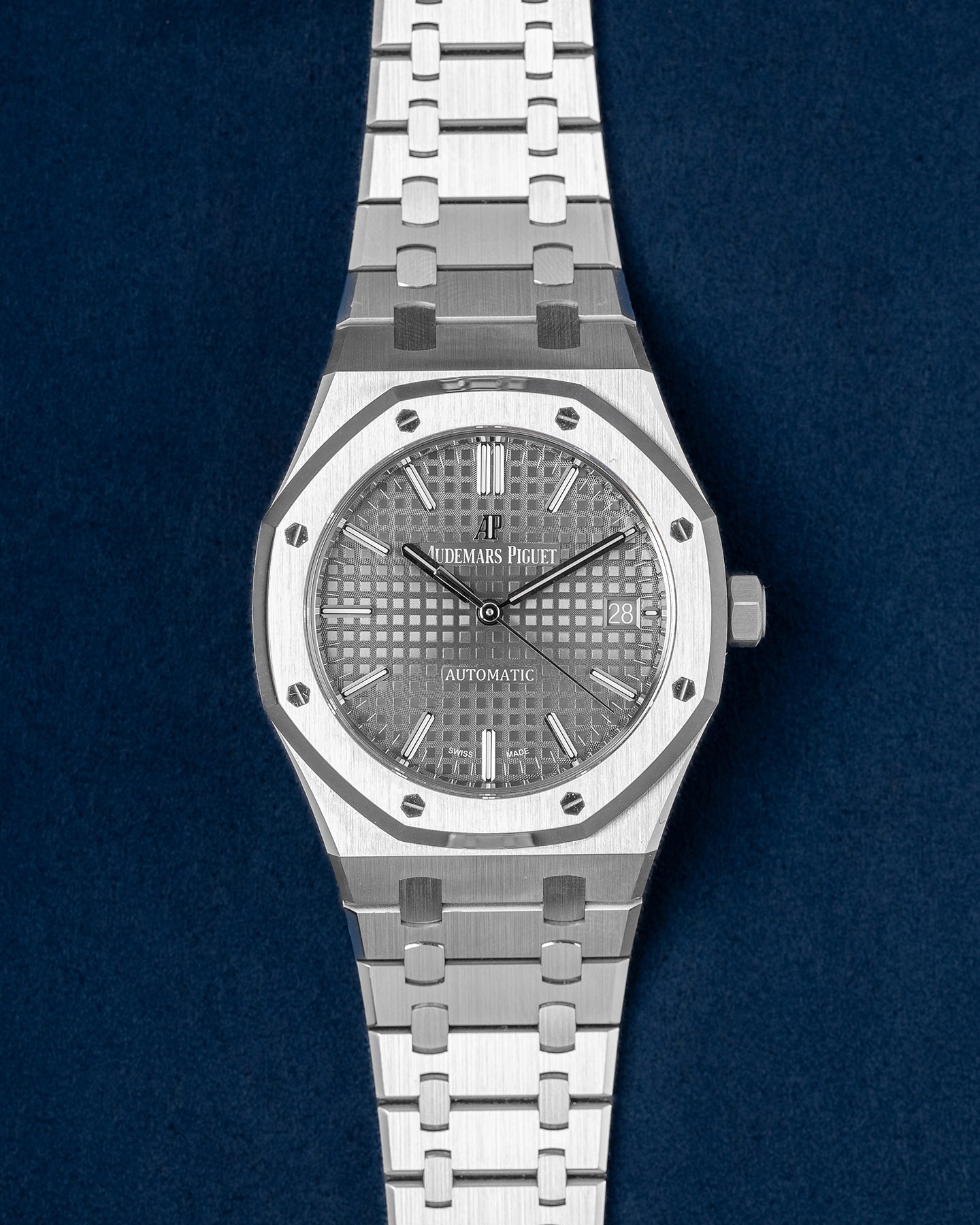 37mm Stainless Steel Audemars Piguet Royal Oak 15450ST.00.1256ST.02