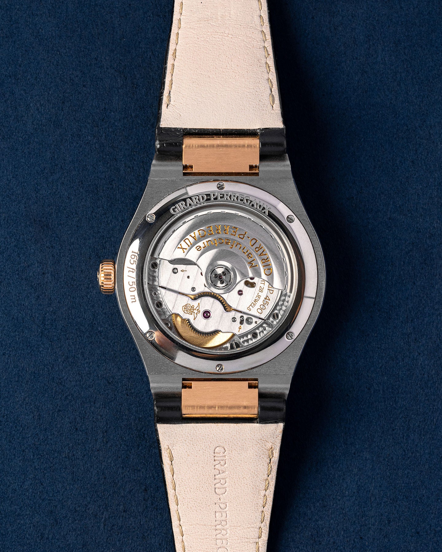 Girard Perregaux Laureato 81010-26-232-BB6A