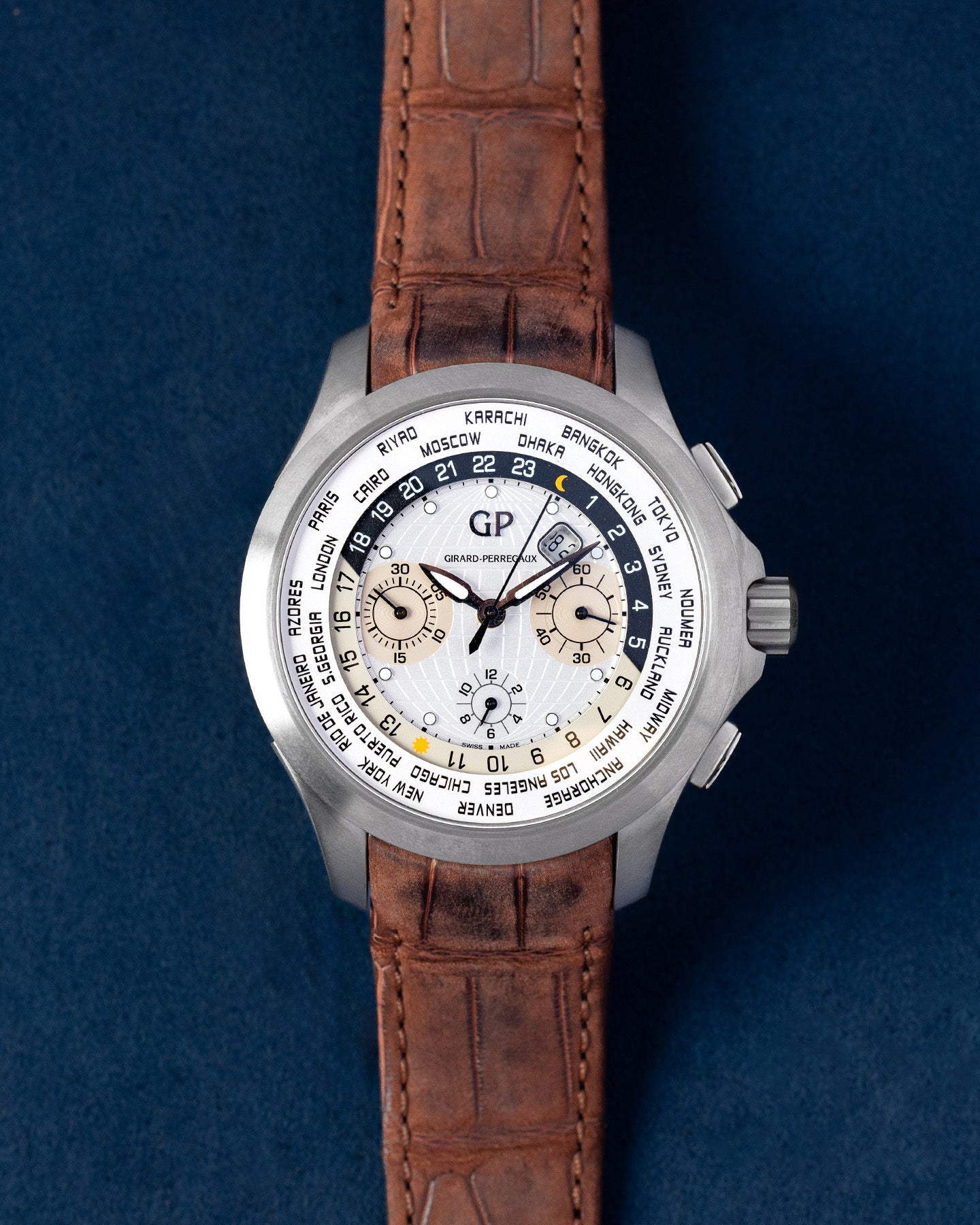 Girard Perregaux Traveller WWTC 49700-21-132-Hbbb