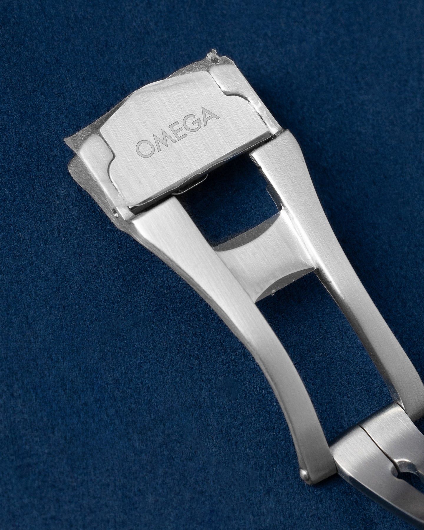 Omega Seamaster James Bond 60TH Anniversary 210.30.42.20.03.002