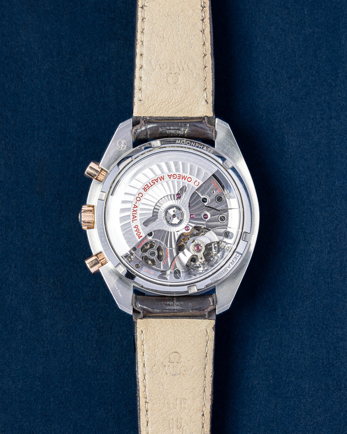 Omega Speedmaster Moonphase 304.23.44.52.13.001