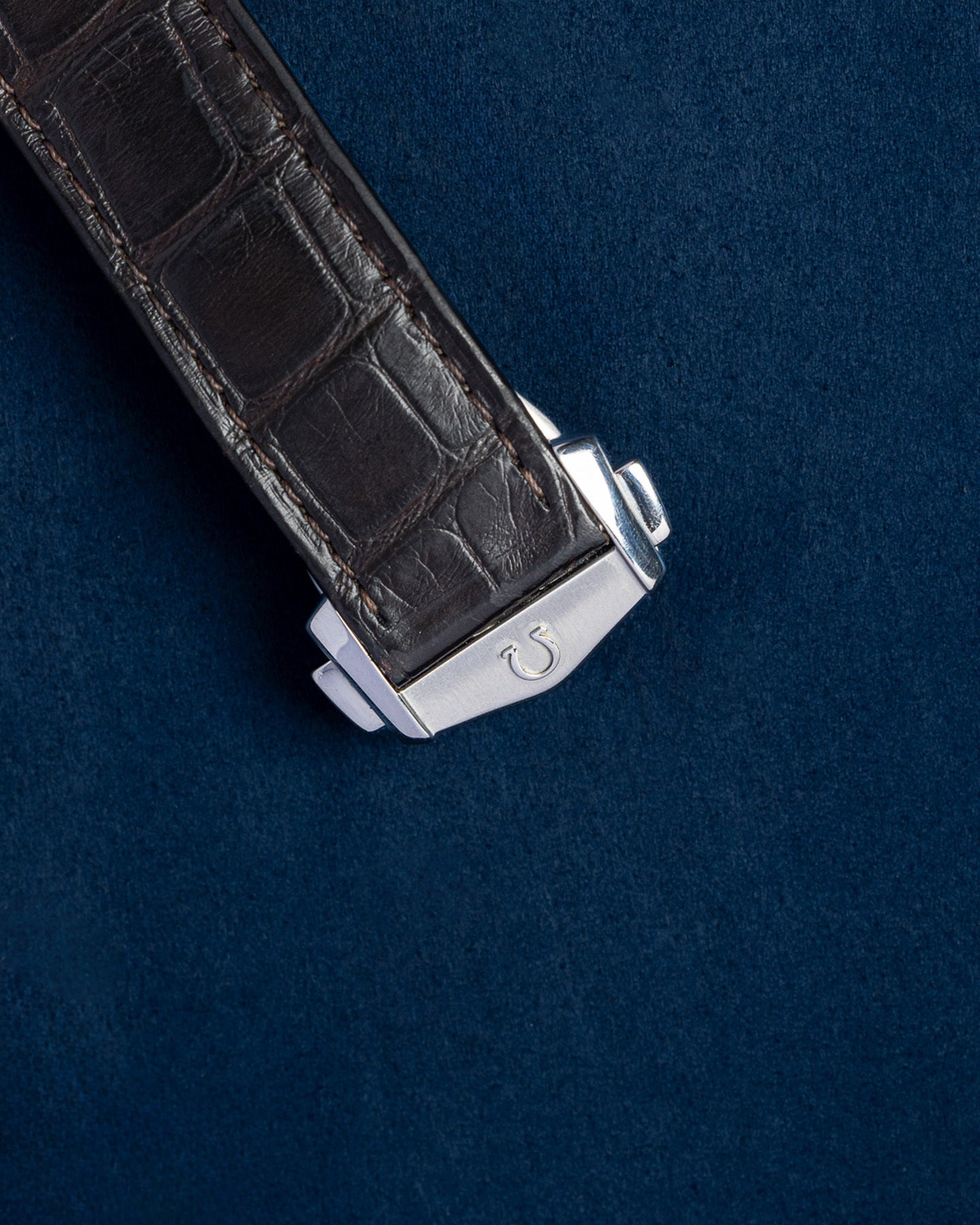 Omega Speedmaster Moonphase 304.23.44.52.13.001