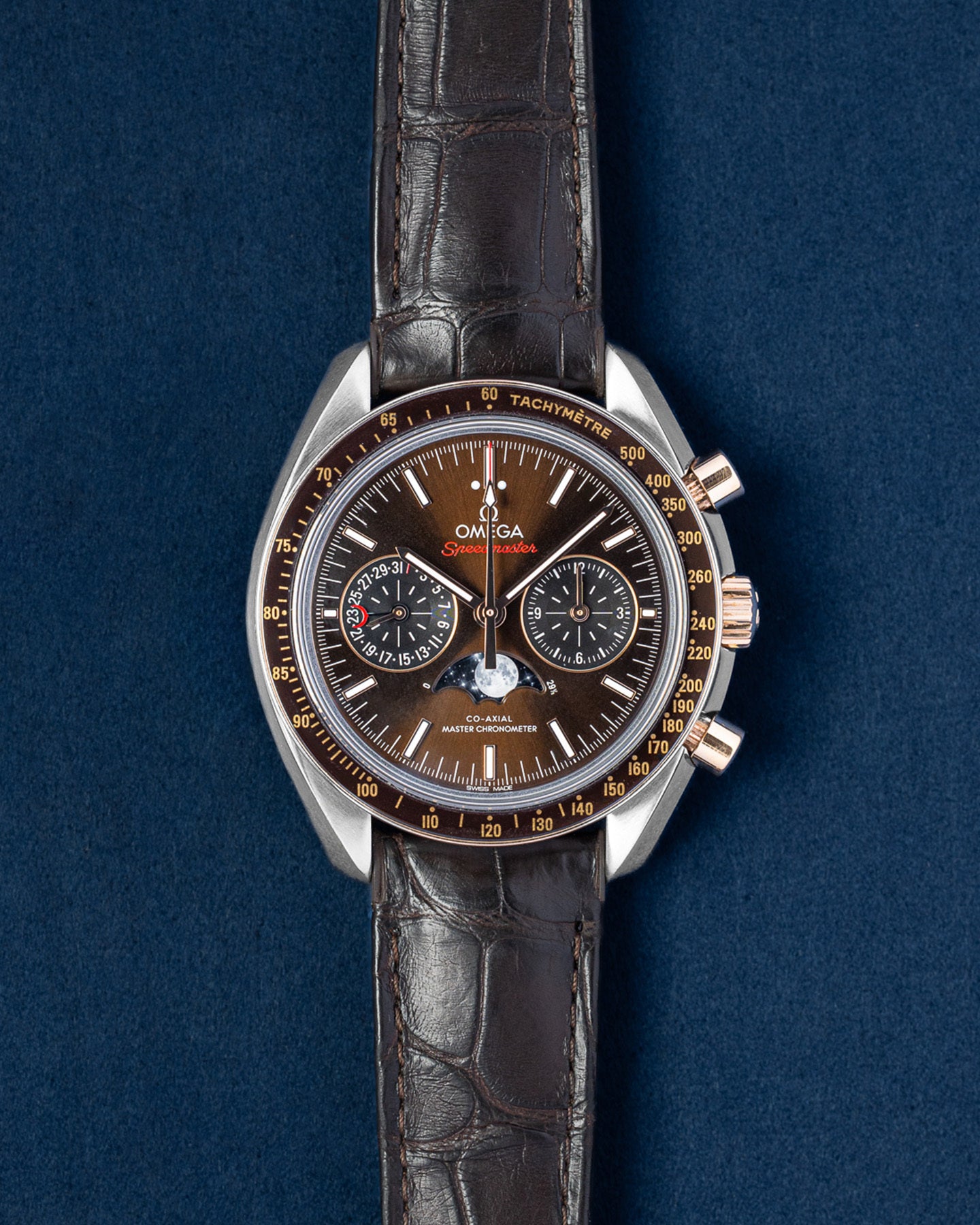 Omega Speedmaster Moonphase 304.23.44.52.13.001