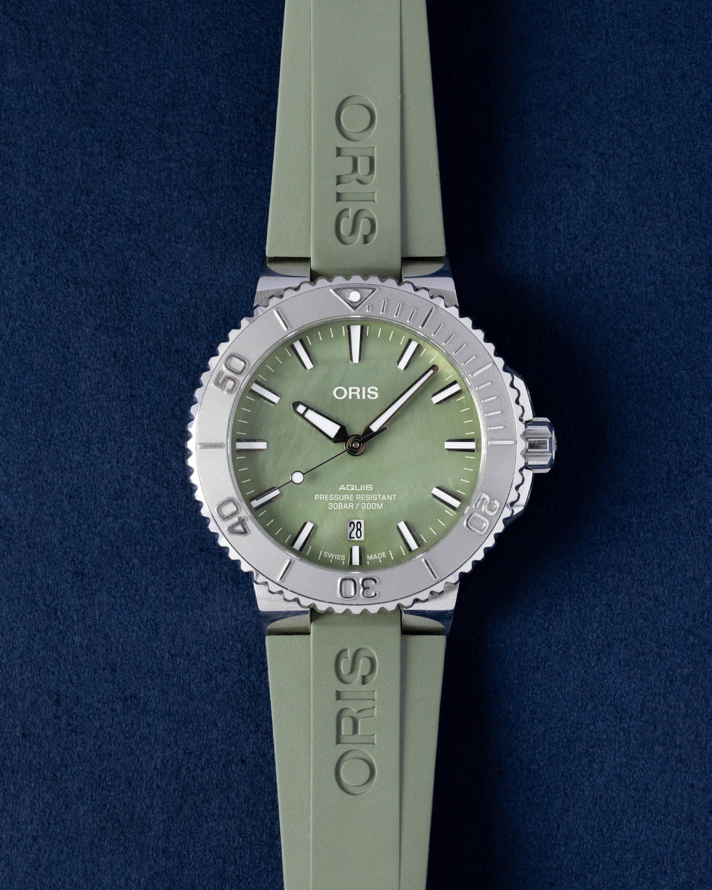 Oris New York Harbor Edition Aquis 01 733 7766 4187