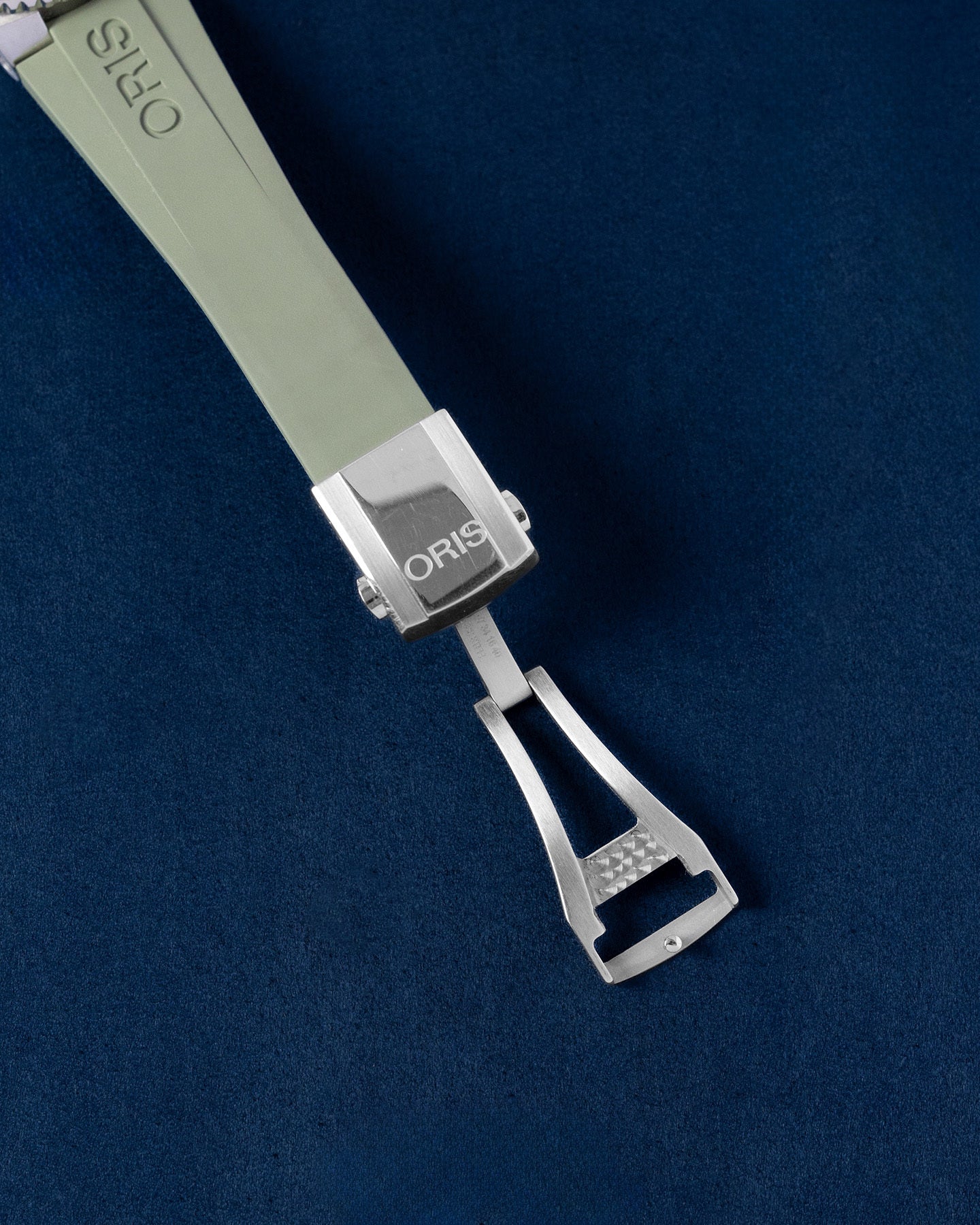 Oris New York Harbor Edition Aquis 01 733 7766 4187