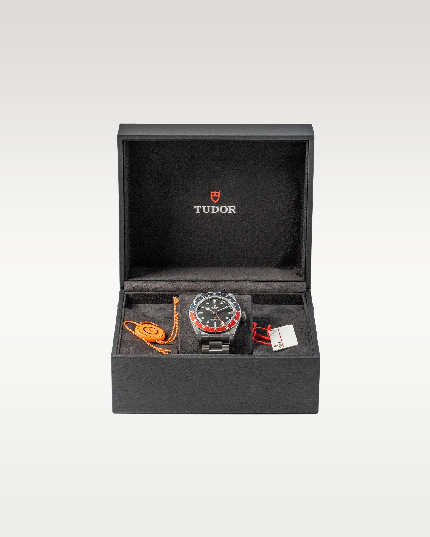 Tudor Black Bay GMT M79830RB-0001