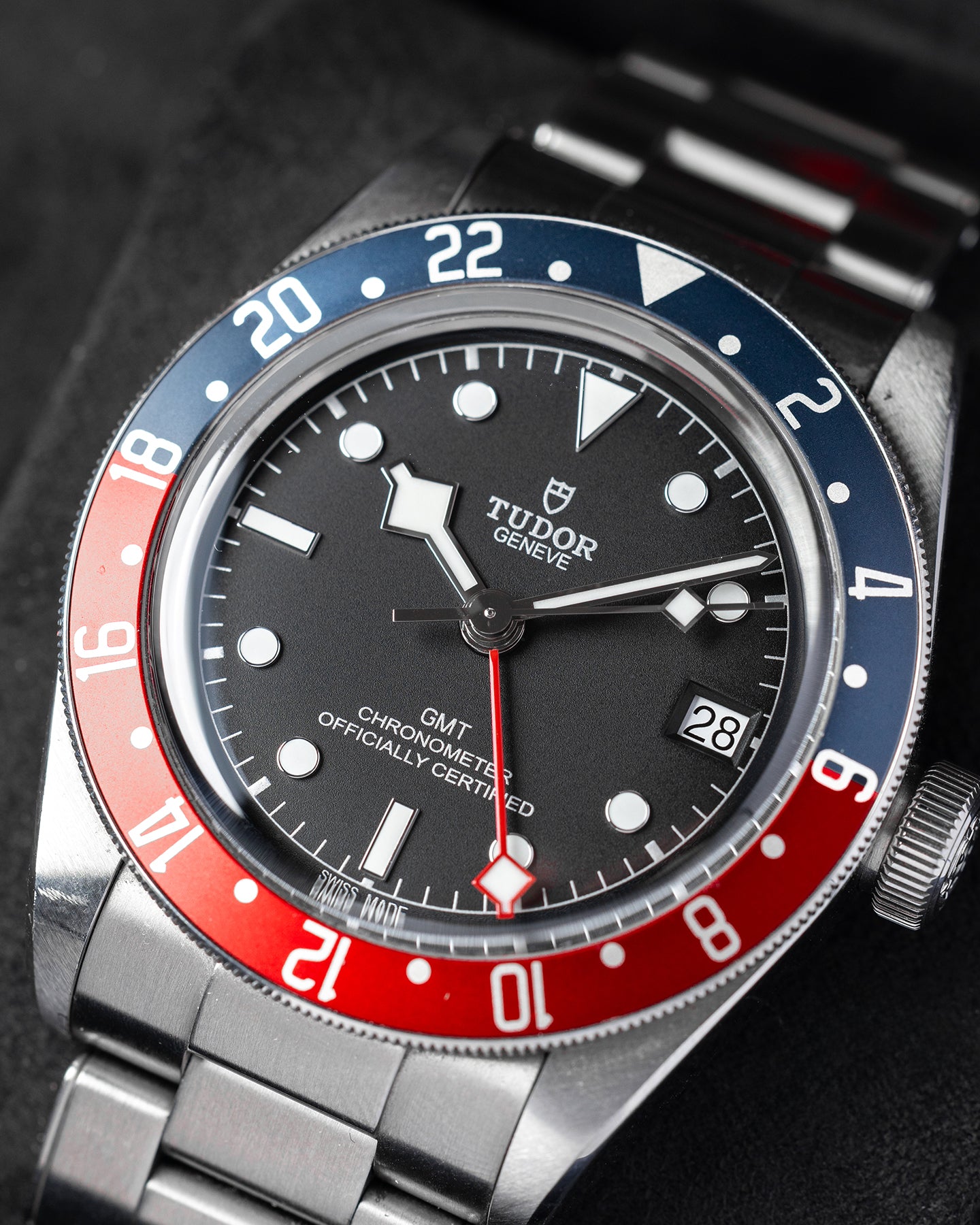 Tudor Black Bay GMT M79830RB-0001