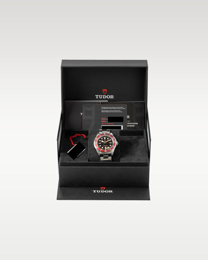 Tudor Black Bay 7941A1A0RU