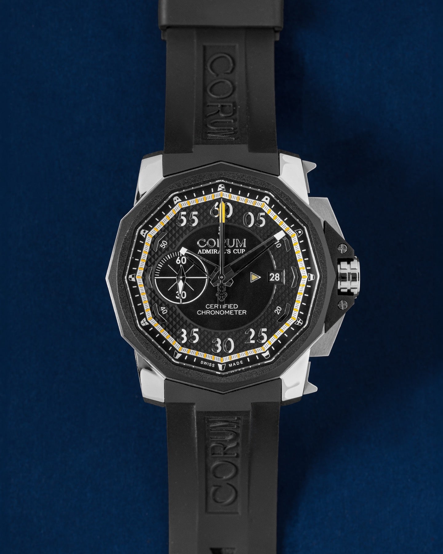 Corum Admiral Cup 01.0077