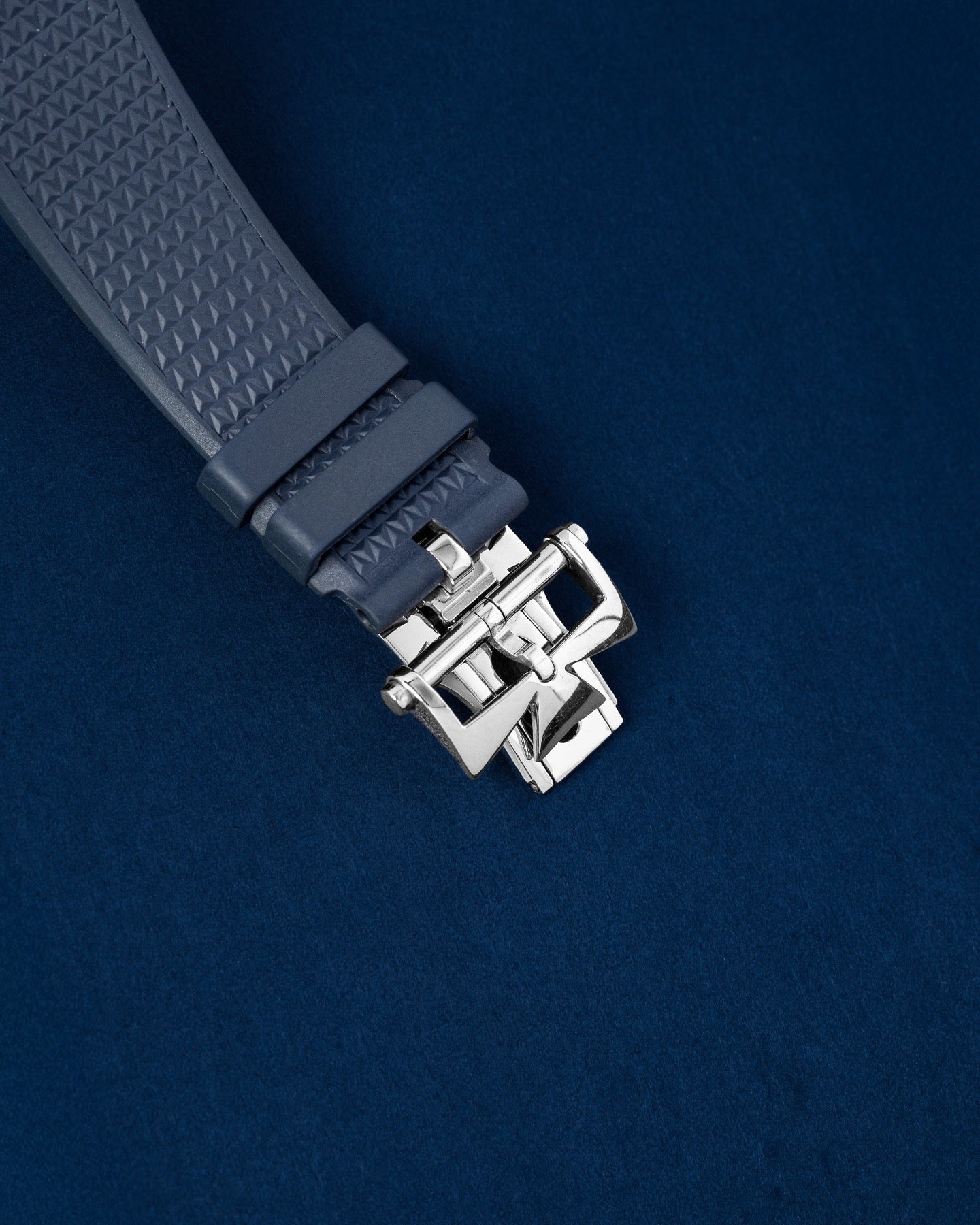 Vacheron Constantin Overseas Dual Time 7900V/110A-B334