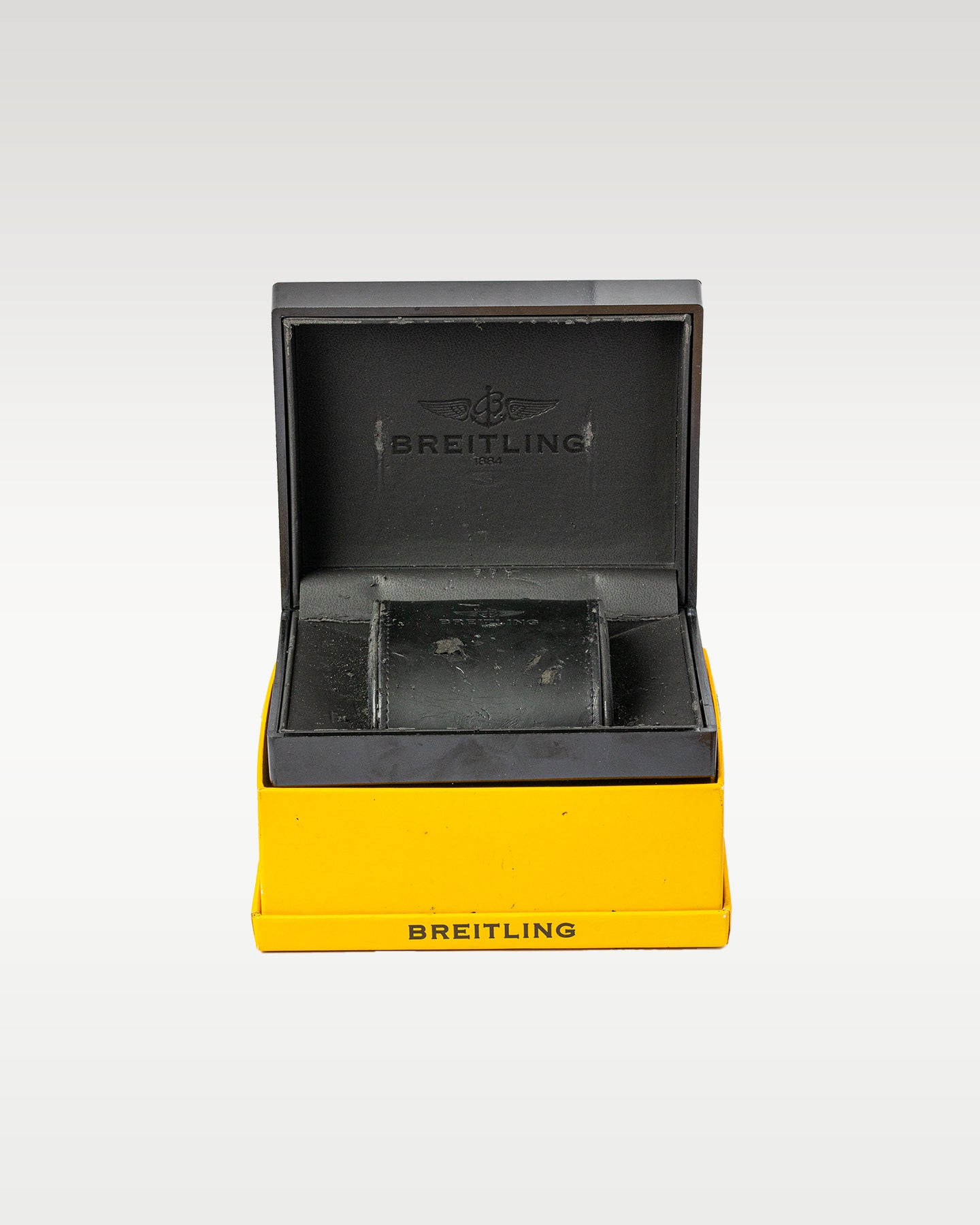 Breitling NavitimerrChronographhGMTt466A24322