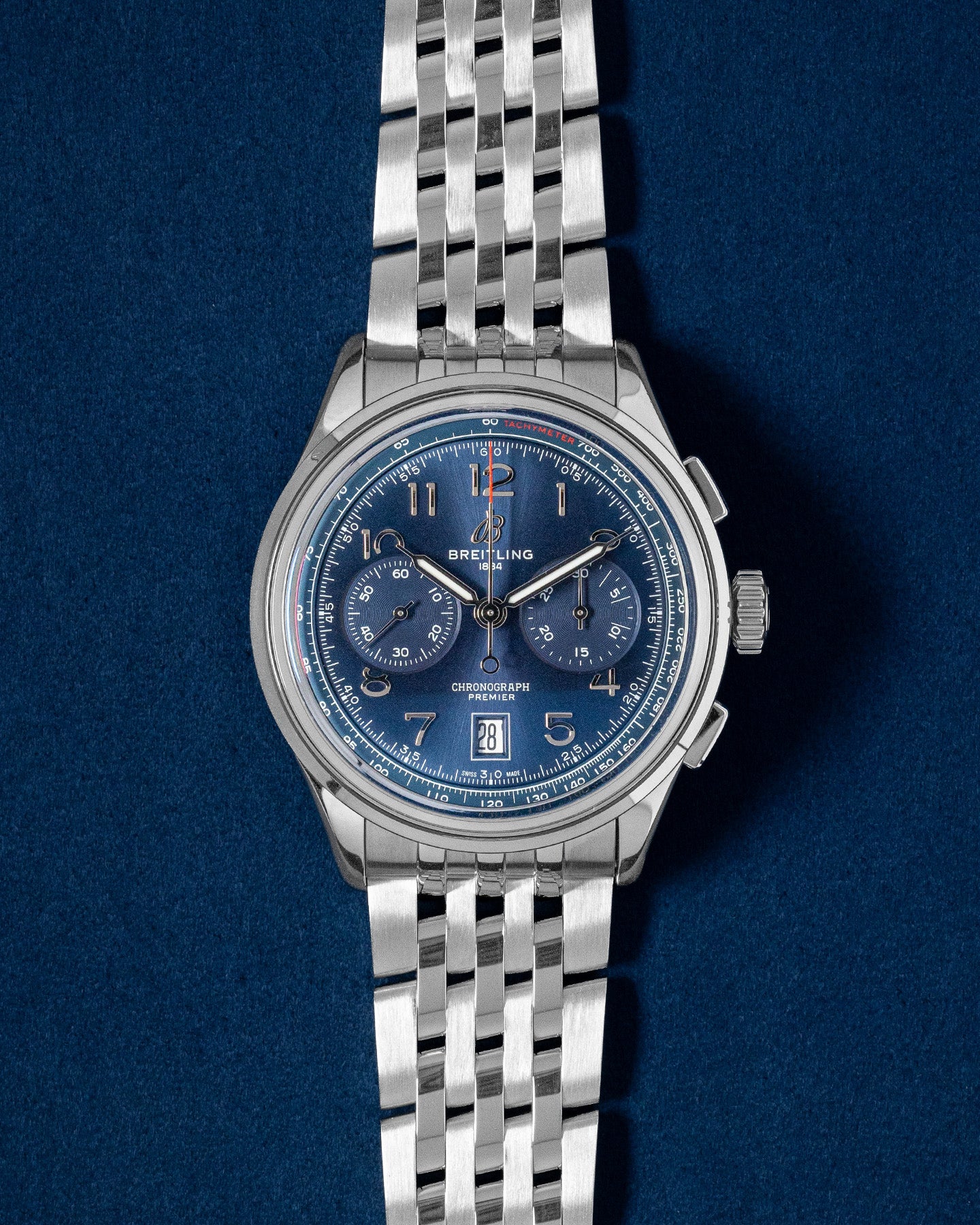 Breitling B011Chronographh422AB0145