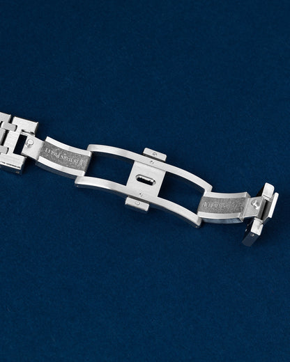 Audemars Piguet Royal Oak 15400ST.OO.1220ST.02