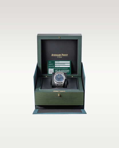 Audemars Piguet Royal Oak Jumbo "50th Anniversary" 16202ST.OO.1240ST.01