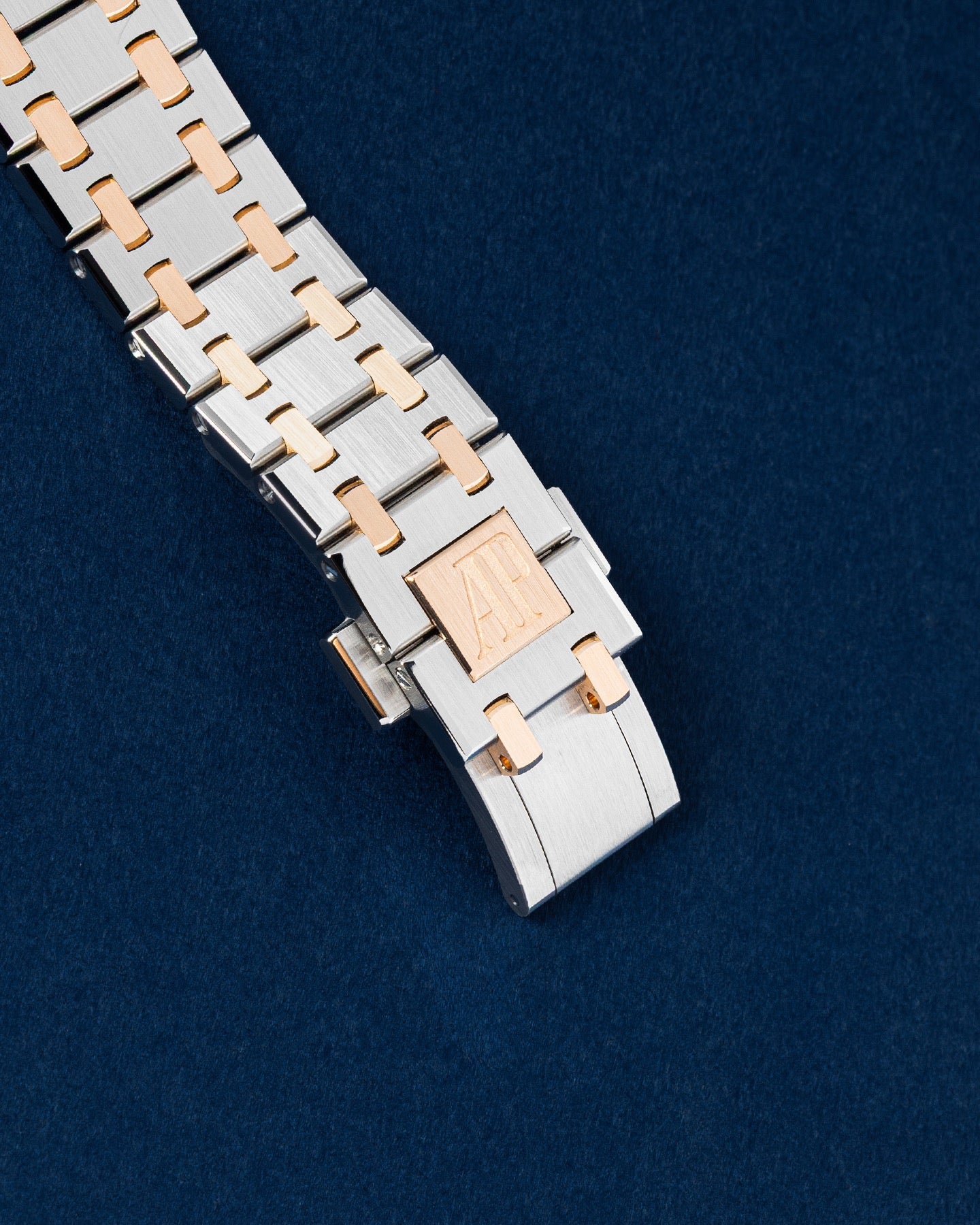 2026 Two Tone Royal Oak Selfwinding 15550SR.OO.1356SR.02 | Grand Caliber