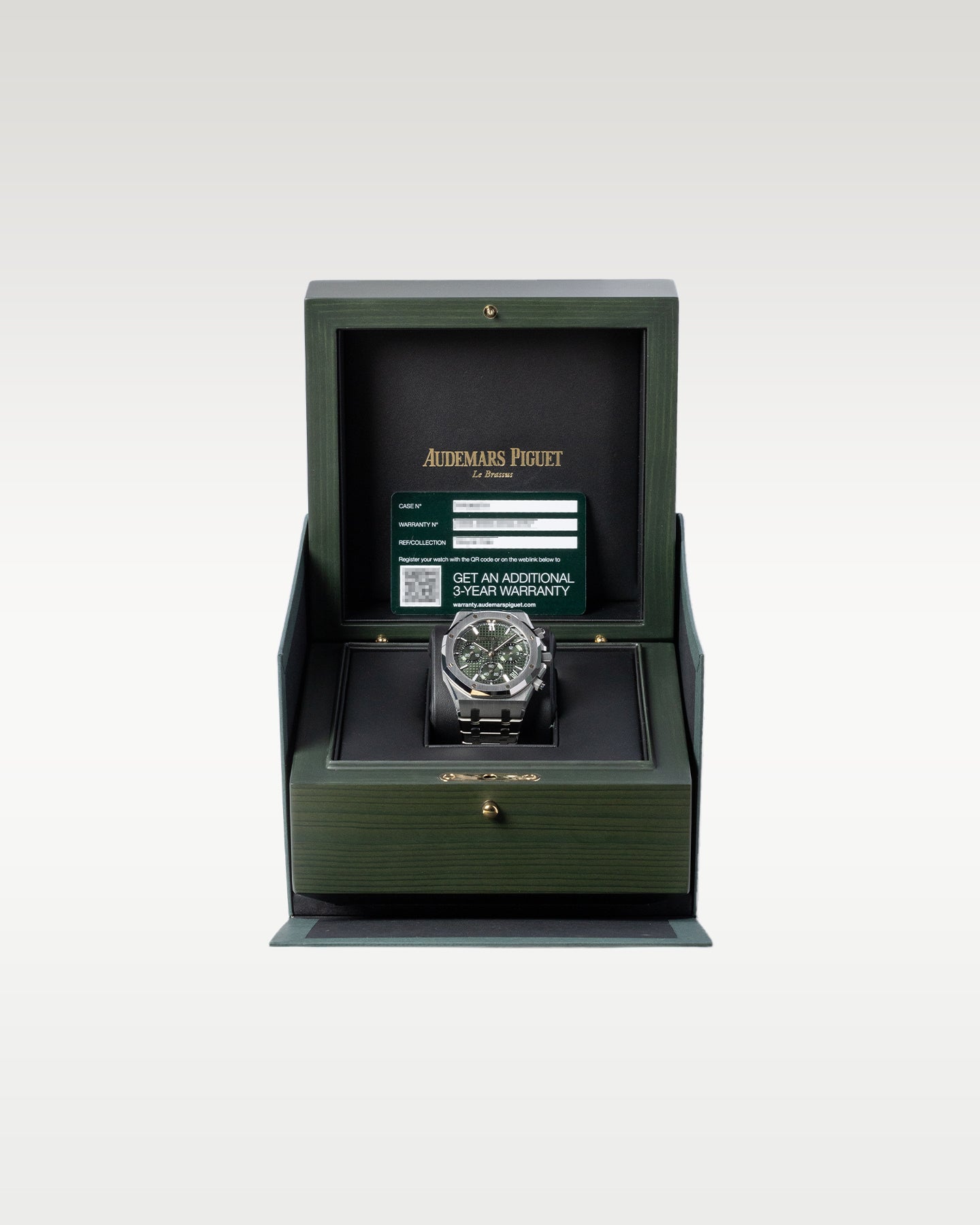 Audemars Piguet Royal Oak Selfwinding Chronograph “50th Anniversary” 26240ST.OO.1320ST.04