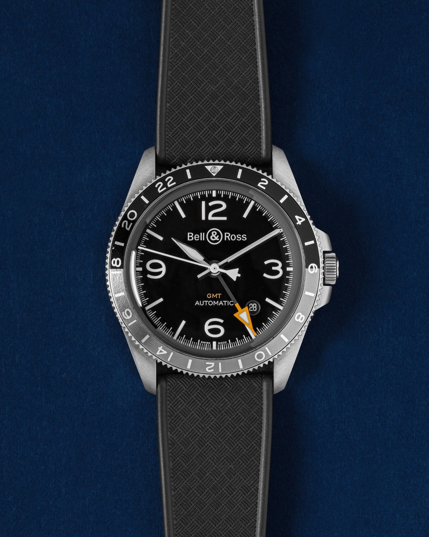 Bell & Ross BR V2-93 GMT | Bell & Ross Watches – Grand Caliber