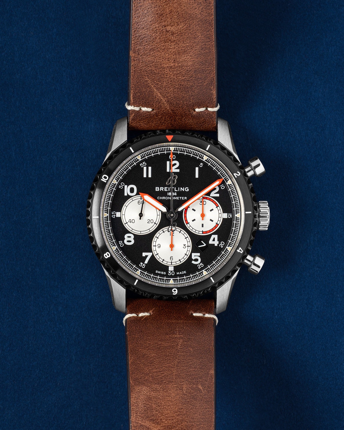 Breitling Aviator 8 B01 Chronograph 43 Mosquito AB01194A1B1X2