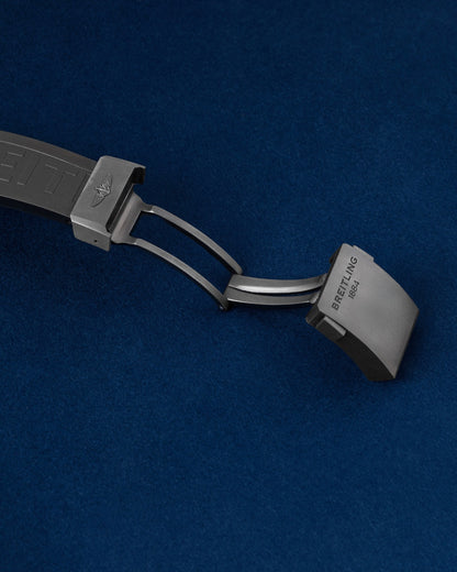 Breitling Cockpit B50 Night Mission VB501022/BD41